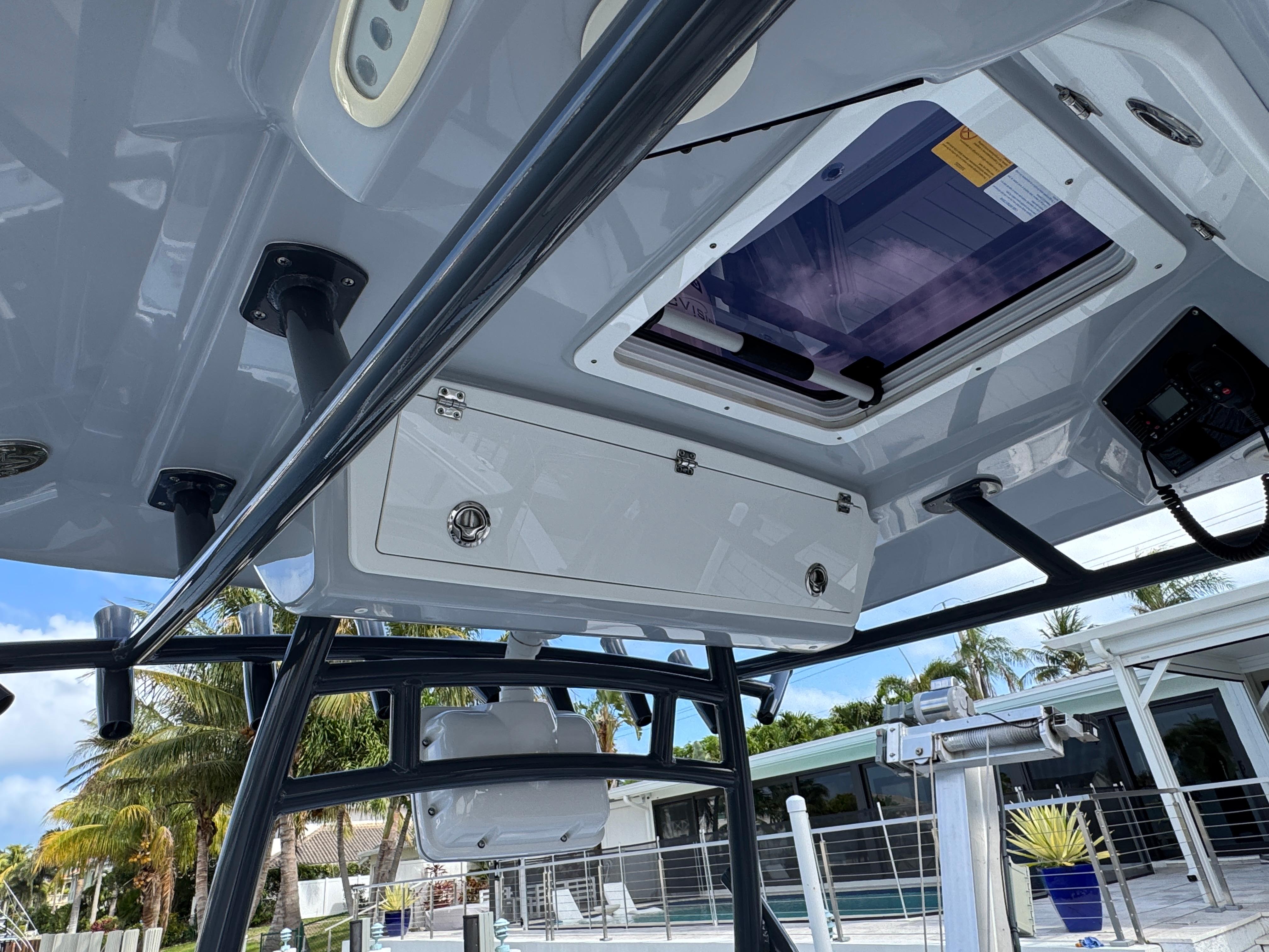 2023-sea-fox-328-commander-power-9738404-20250404092058879-1_XLARGE