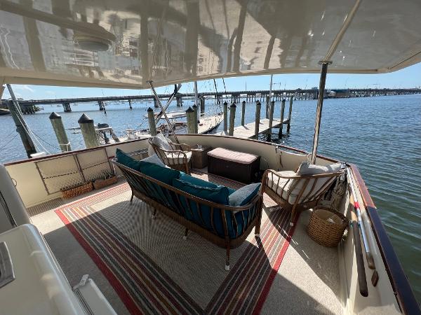 48' Hatteras, Listing Number 100912926, - Photo No. 3