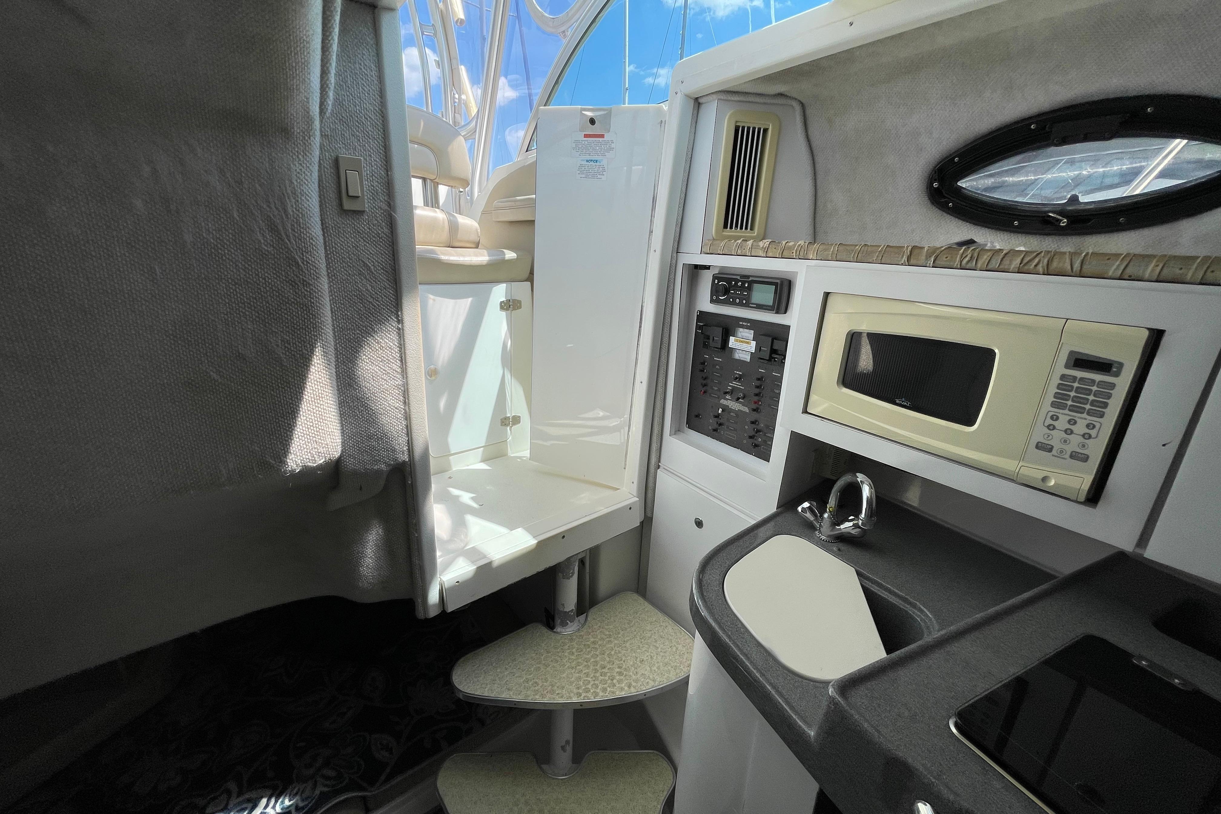 Boat image 24