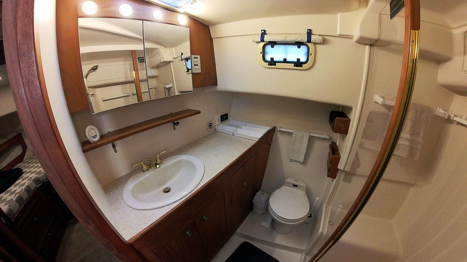 1999-mainship-430-aft-cabin-3sr-power-9758443-976798399-0-140420251016-24
