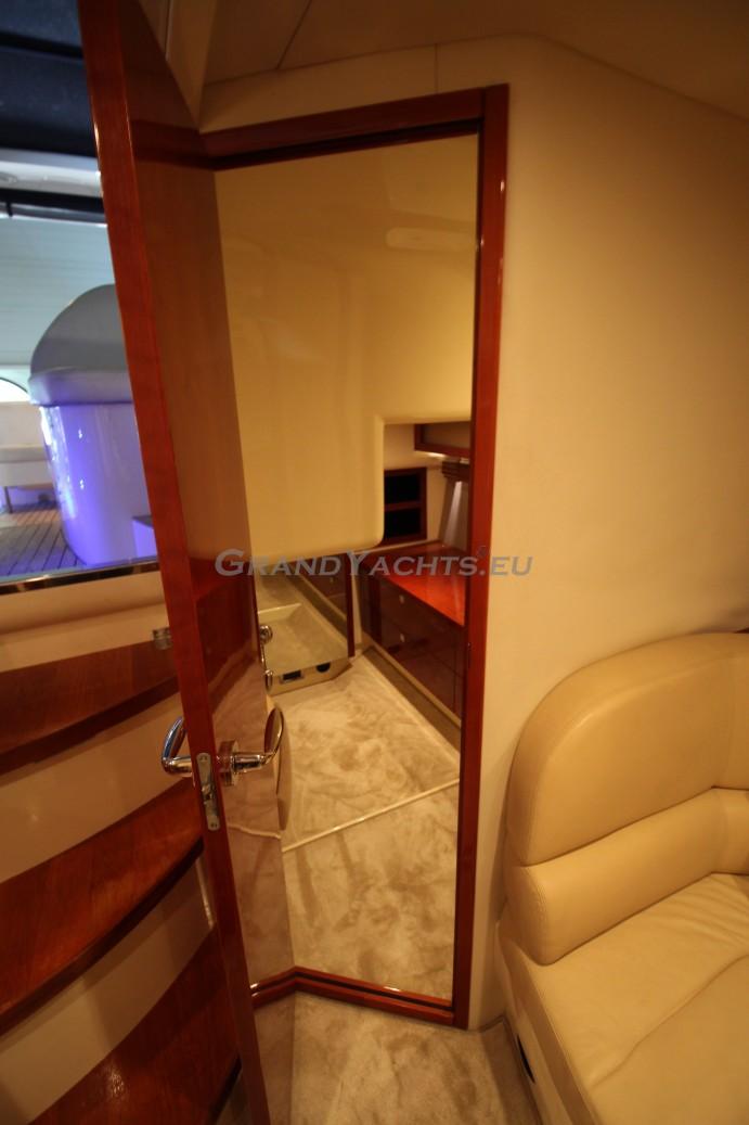 2008 Fairline Targa 38 large 80