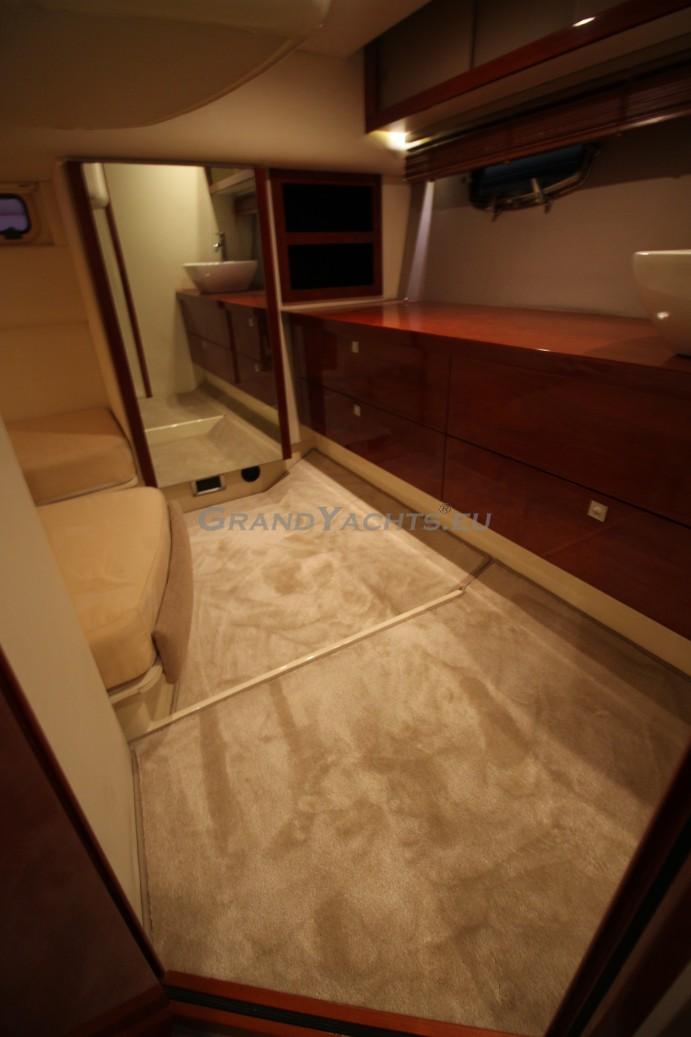 2008 Fairline Targa 38 large 82