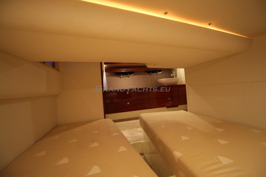 2008 Fairline Targa 38 large 85