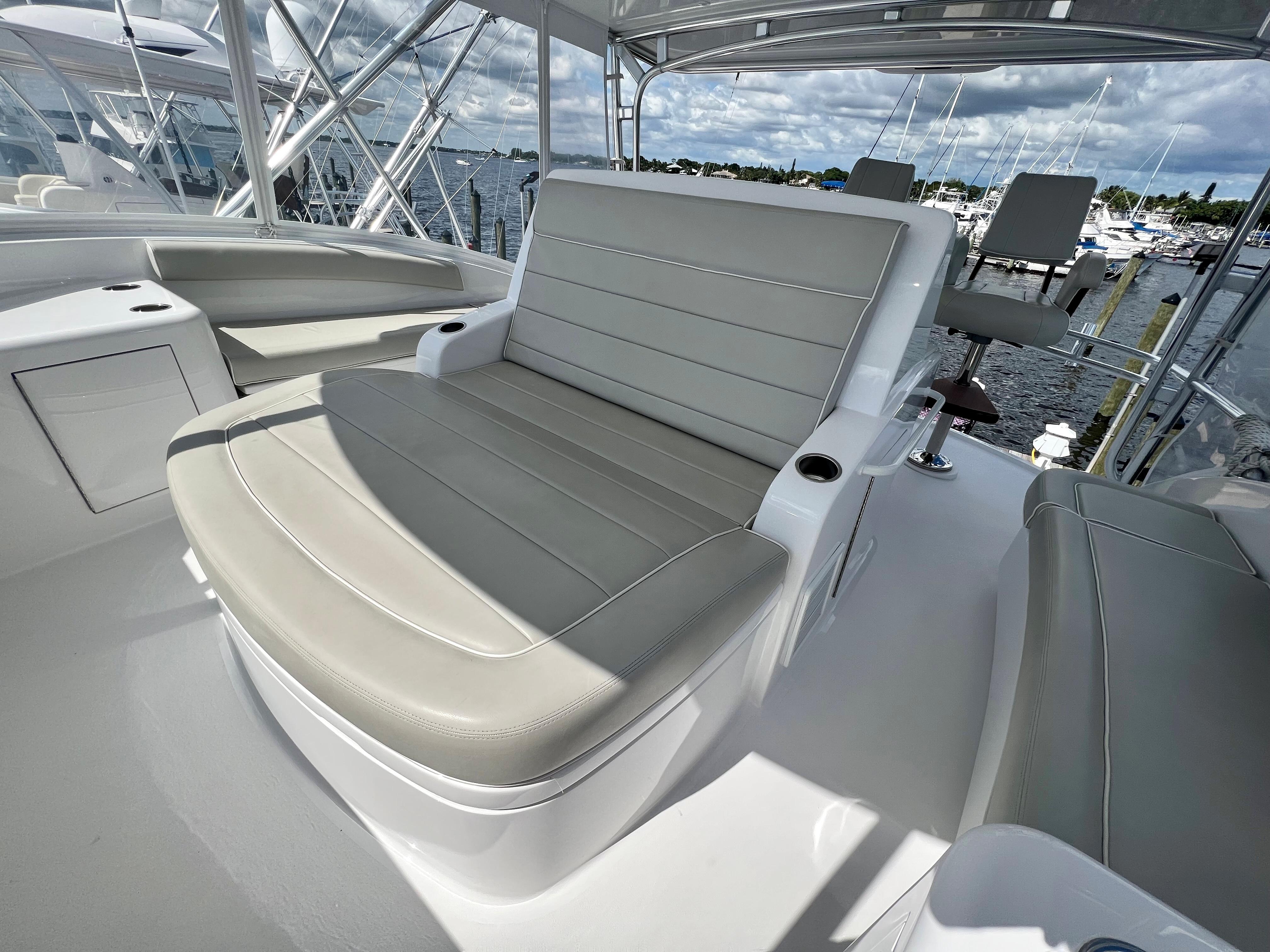 Hatteras 59 Change Order-Flybridge