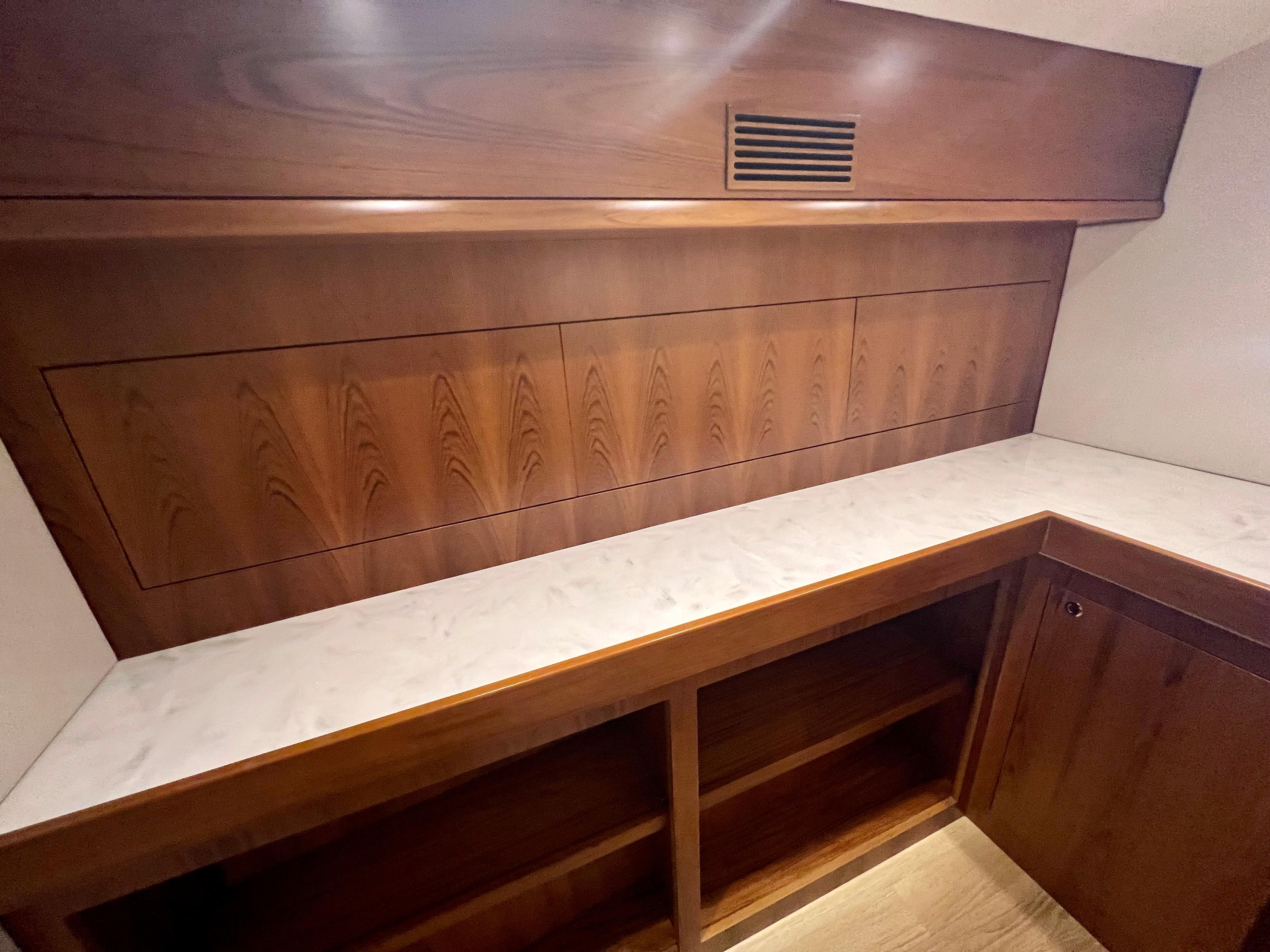 Hatteras 59 Change Order-Master Stateroom