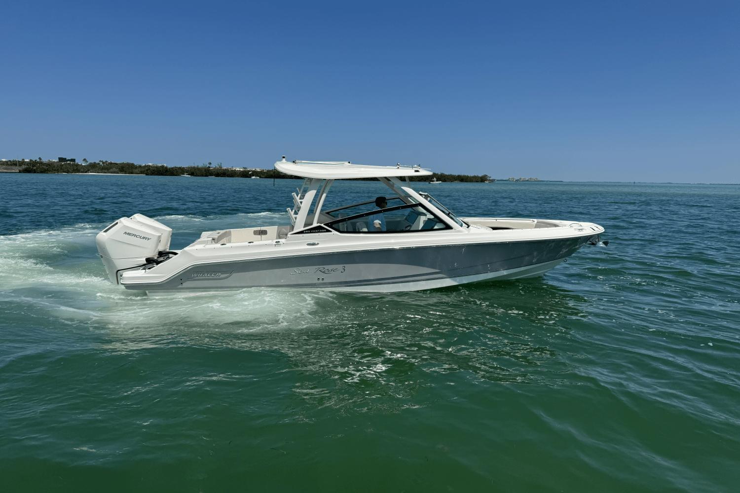 2024-boston-whaler-280-vantage-power-9818451-980077482-0-290520251011-15