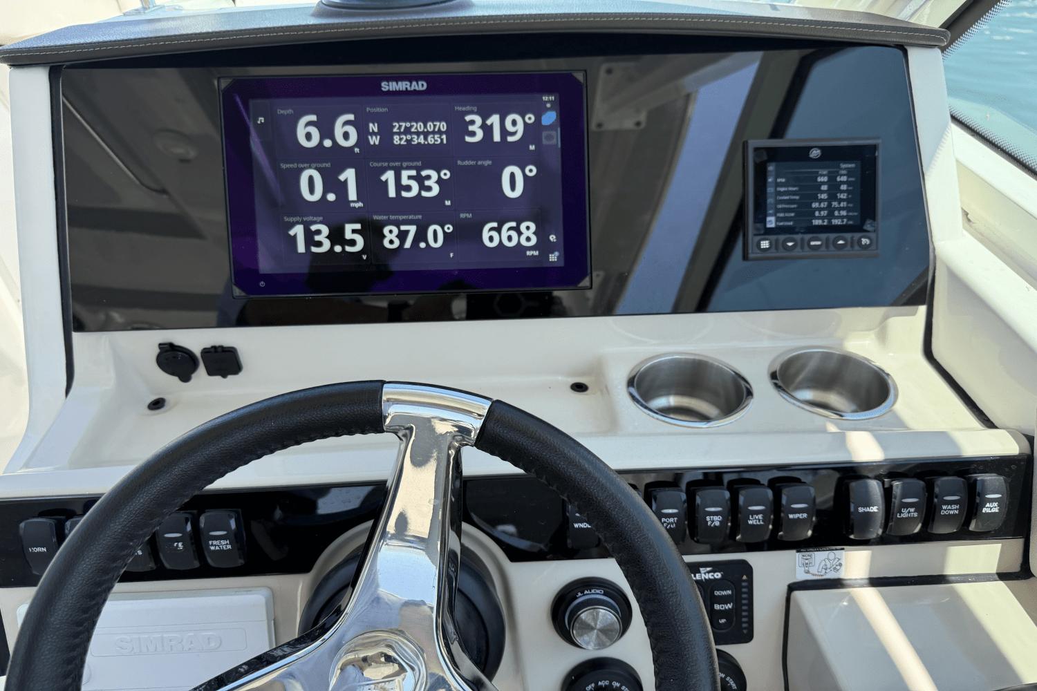 2024-boston-whaler-280-vantage-power-9818451-980077496-0-290520251011-23