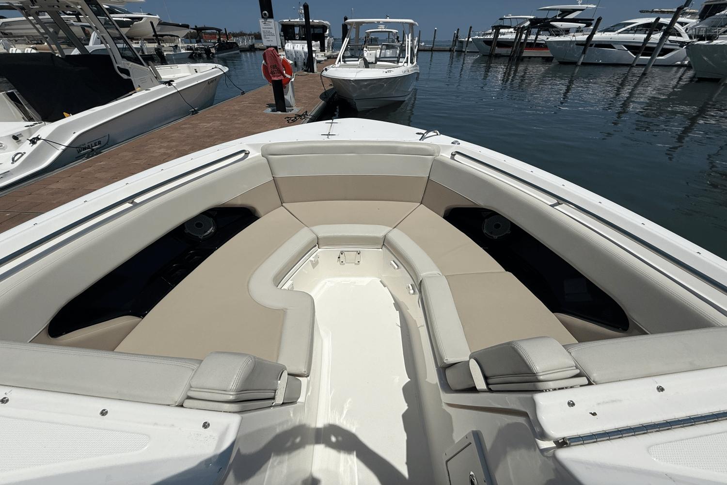 2024-boston-whaler-280-vantage-power-9818451-980077497-0-290520251011-24