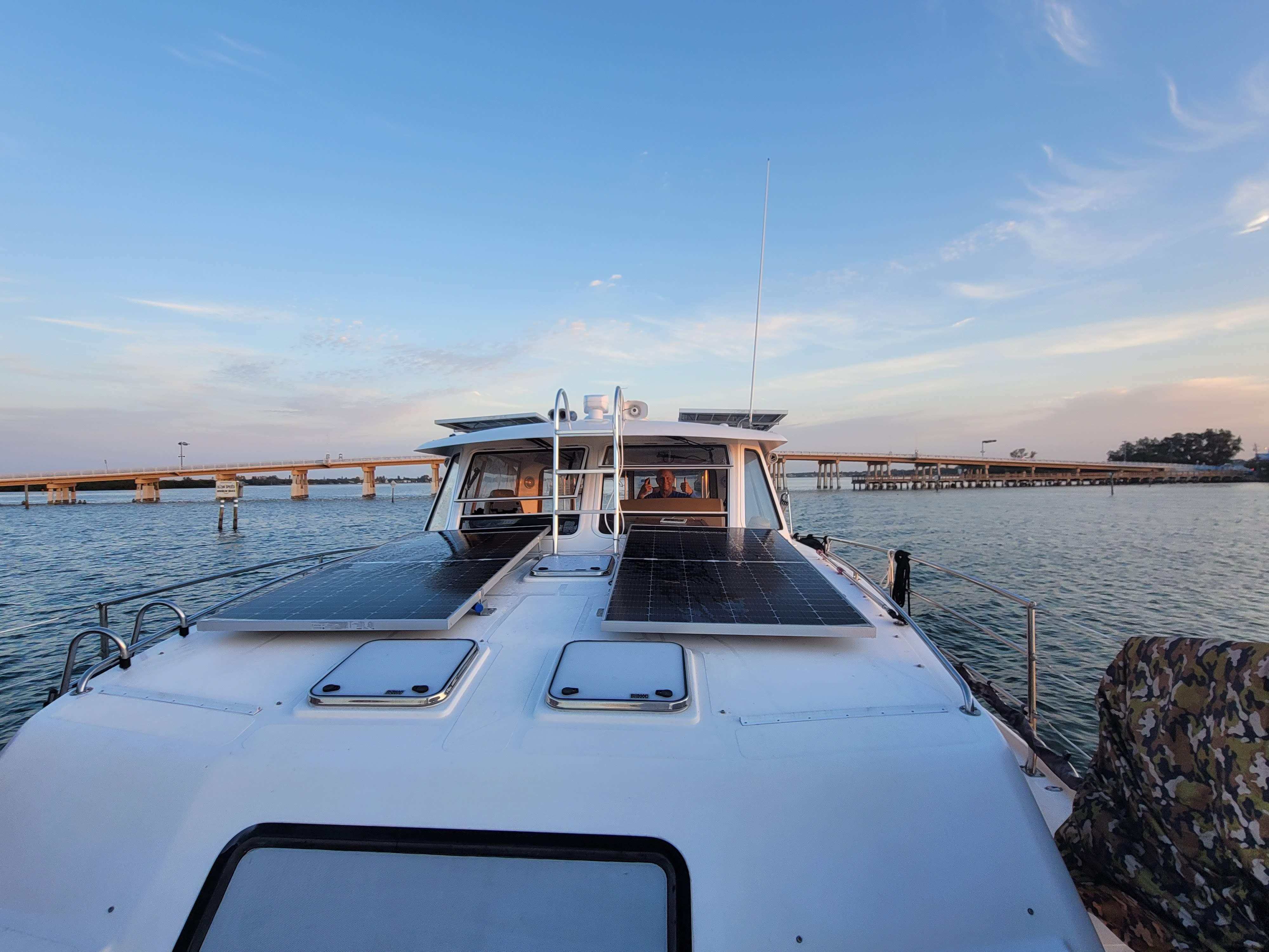 Endeavour Catamaran 440 HYBRID 2019 