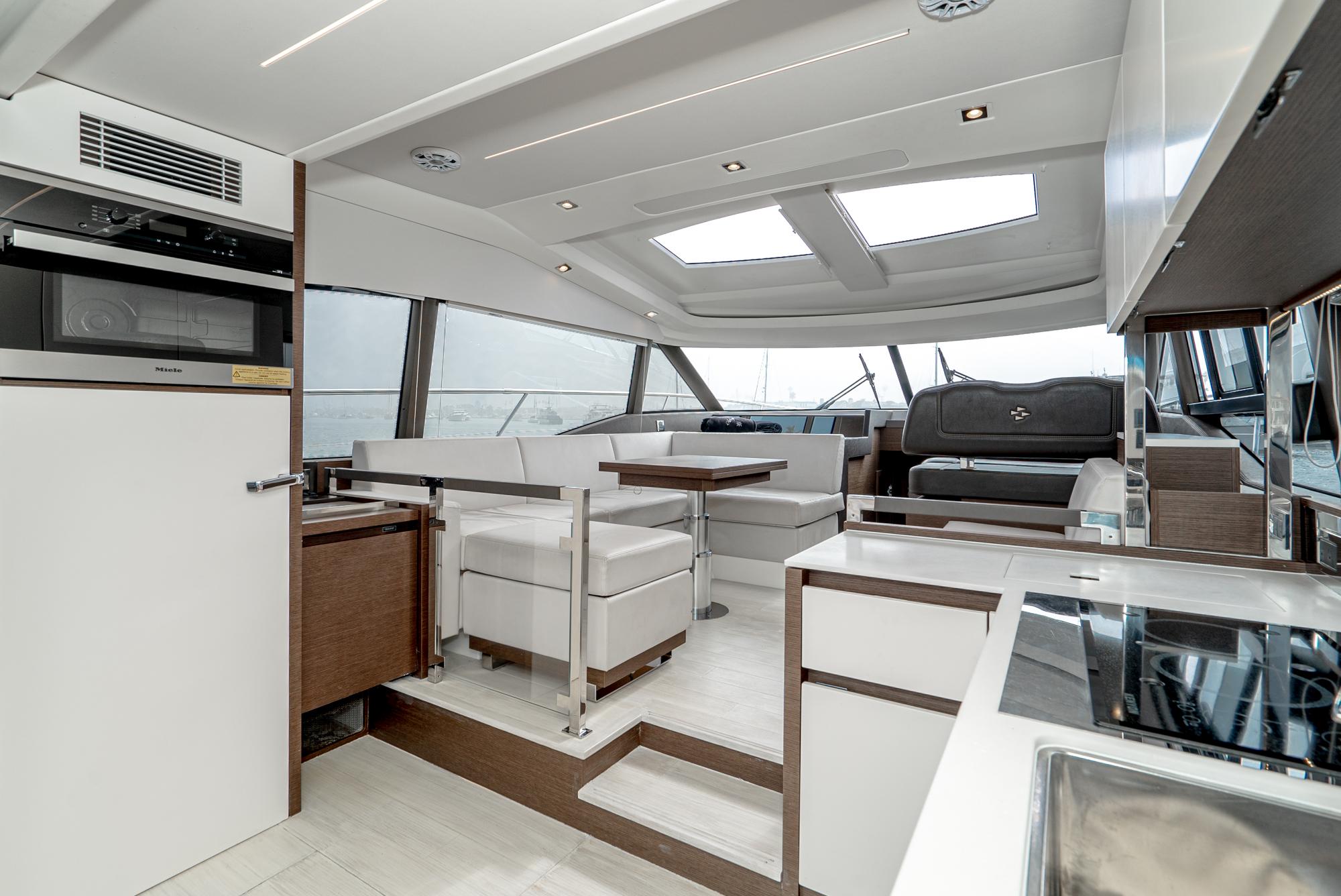 2020 Prestige 460 S TBJP135LLC – Sun Country Marine Group