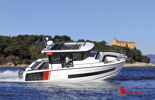 Jeanneau_MERRY_FISHER_895_SPORT