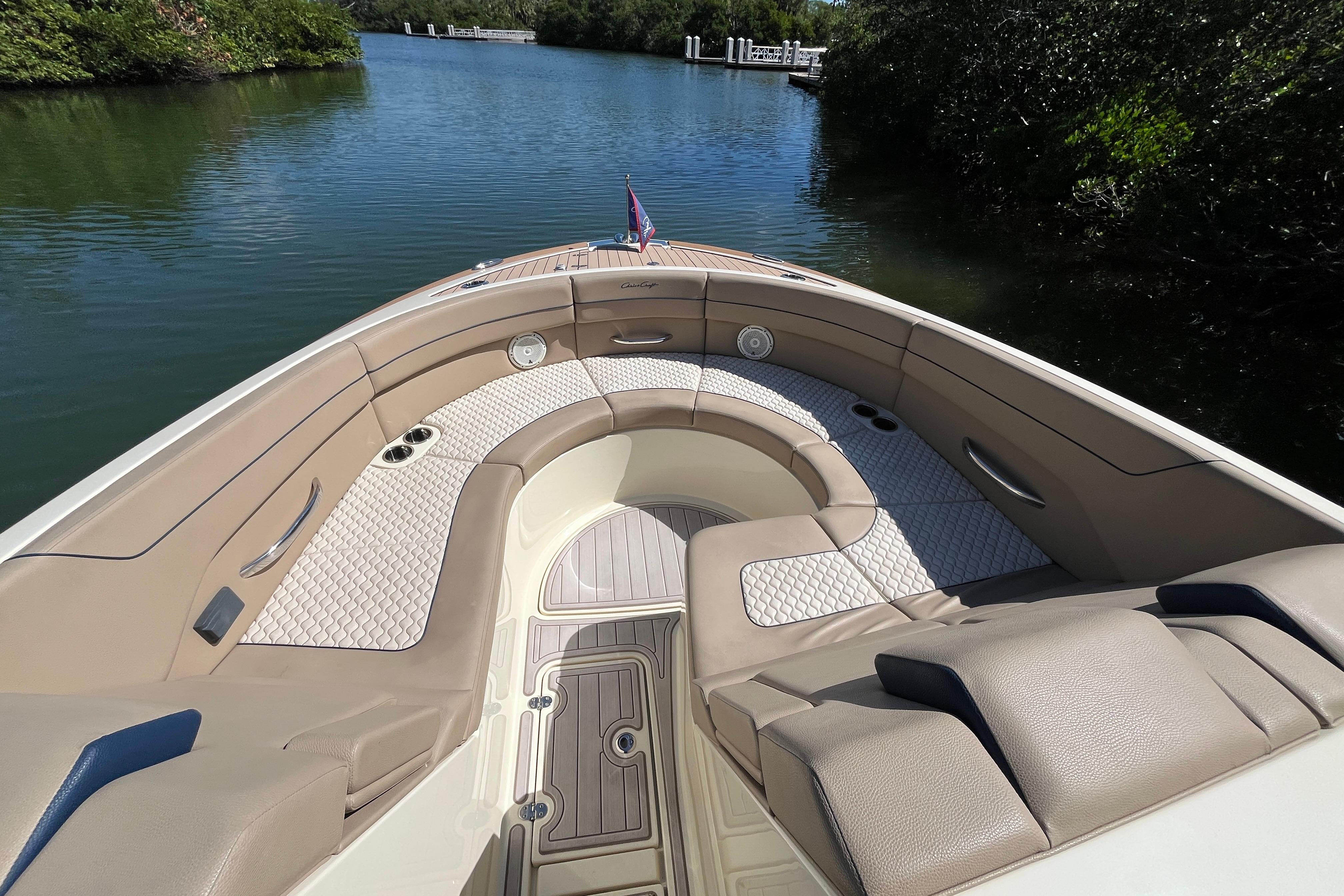 2022 Chris-Craft Launch 35 GT I/O-25