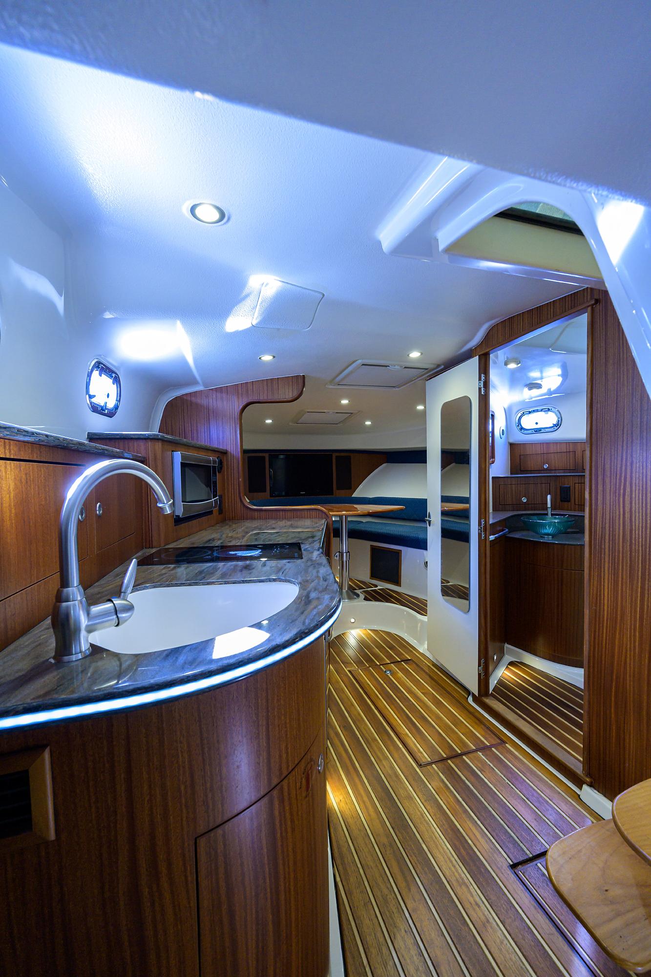 Pursuit 38 Nauti Buoy II - Interior galley and sink