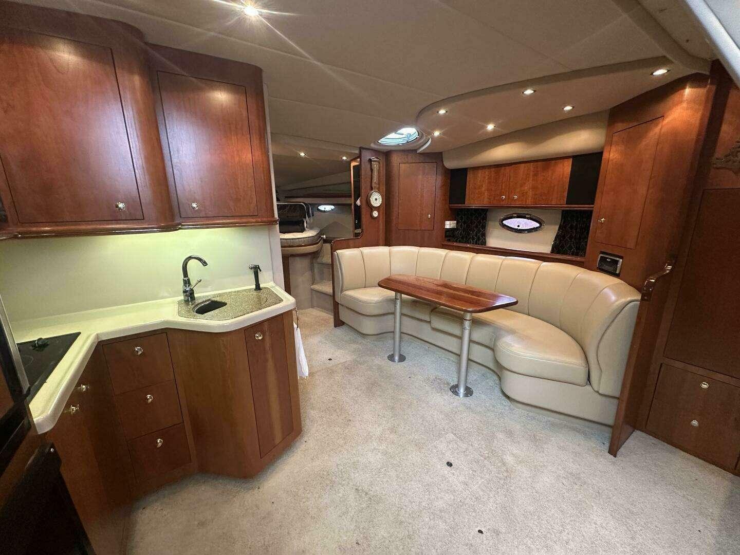 2001-cruisers-yachts-3672-express-power-9808465-20250523140345130-1_XLARGE