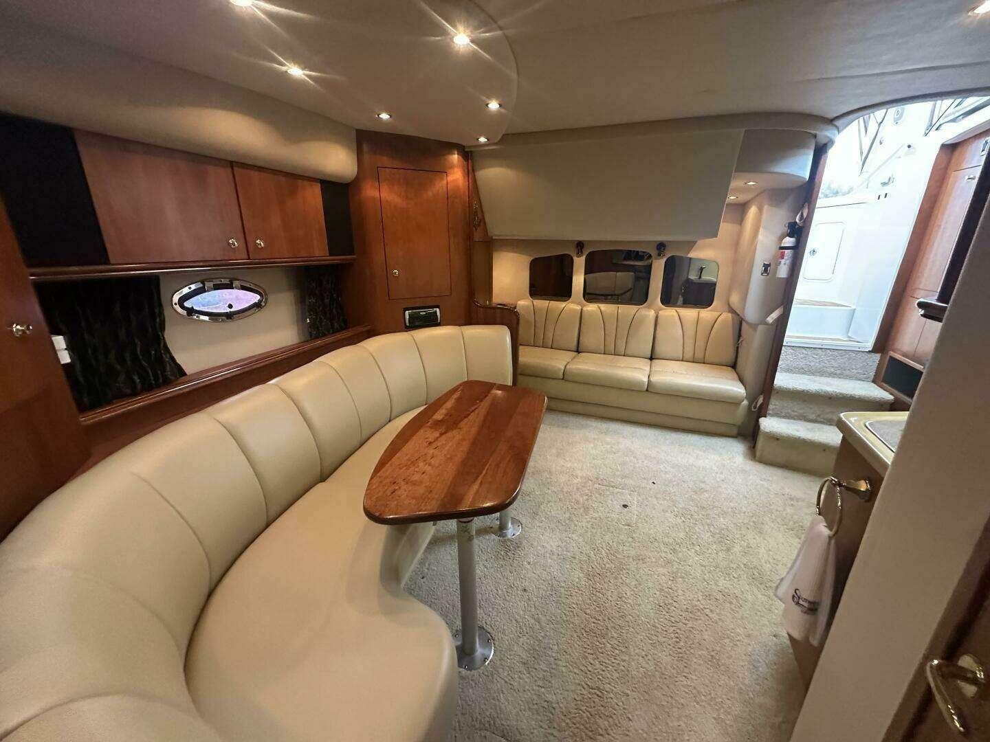 2001-cruisers-yachts-3672-express-power-9808465-20250523140349117-1_XLARGE