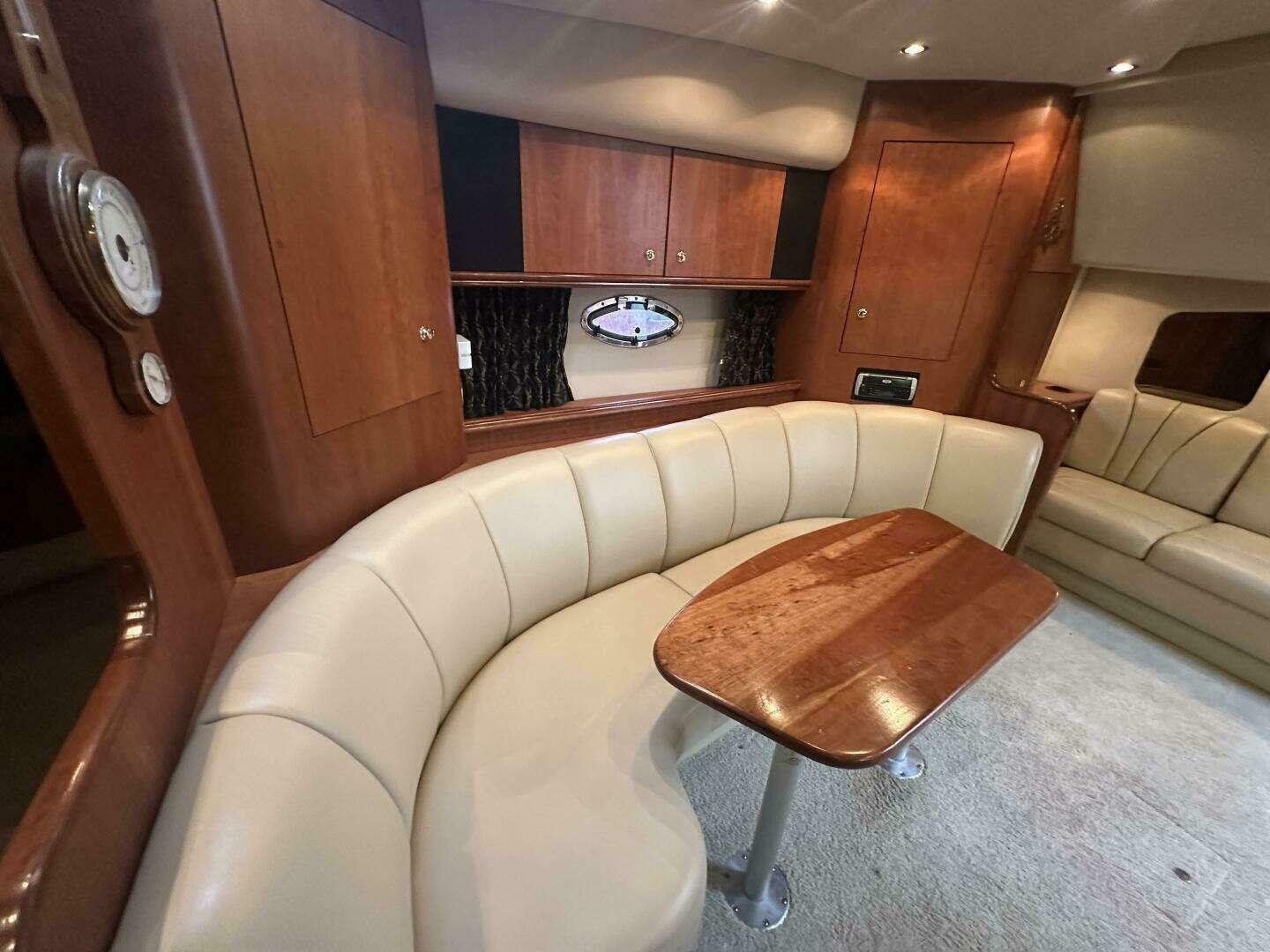 2001-cruisers-yachts-3672-express-power-9808465-20250523140354044-1_XLARGE