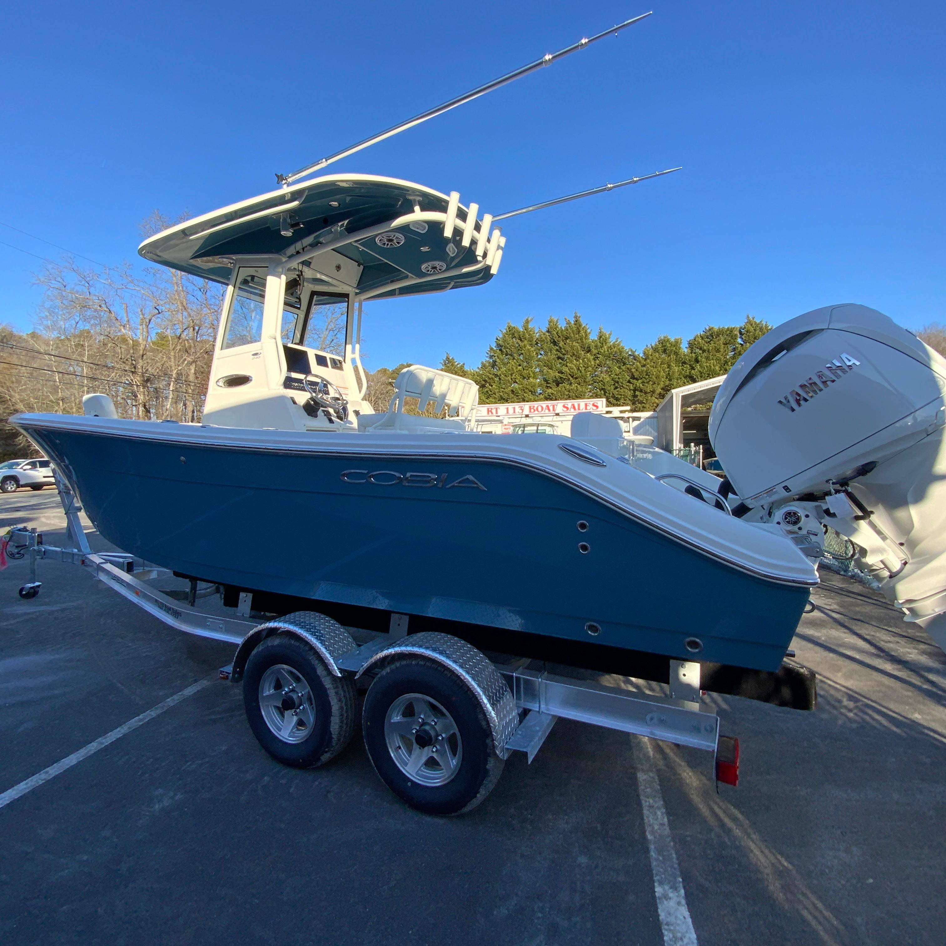 2025 Cobia 240 Center Console-7