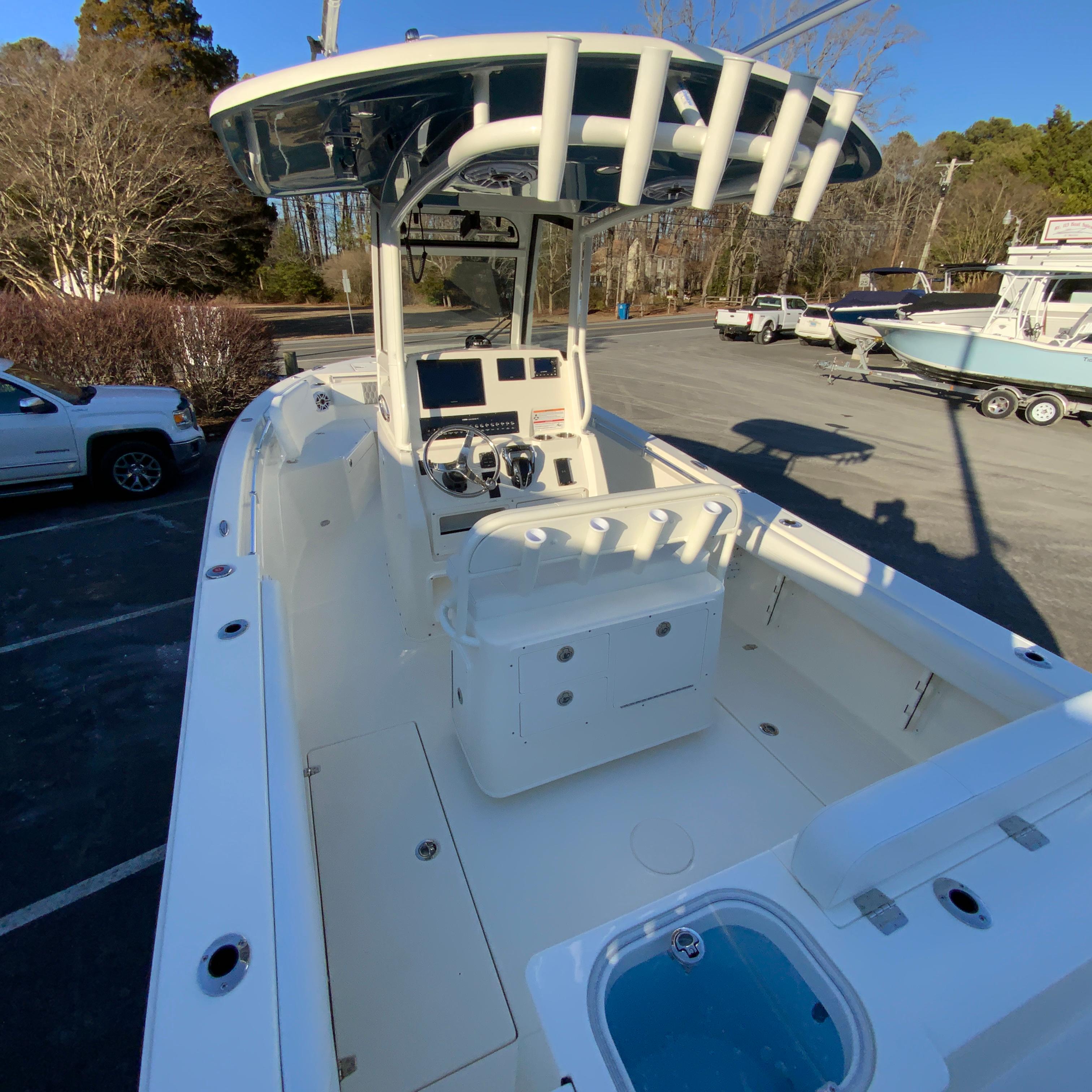 2025 Cobia 240 Center Console-11