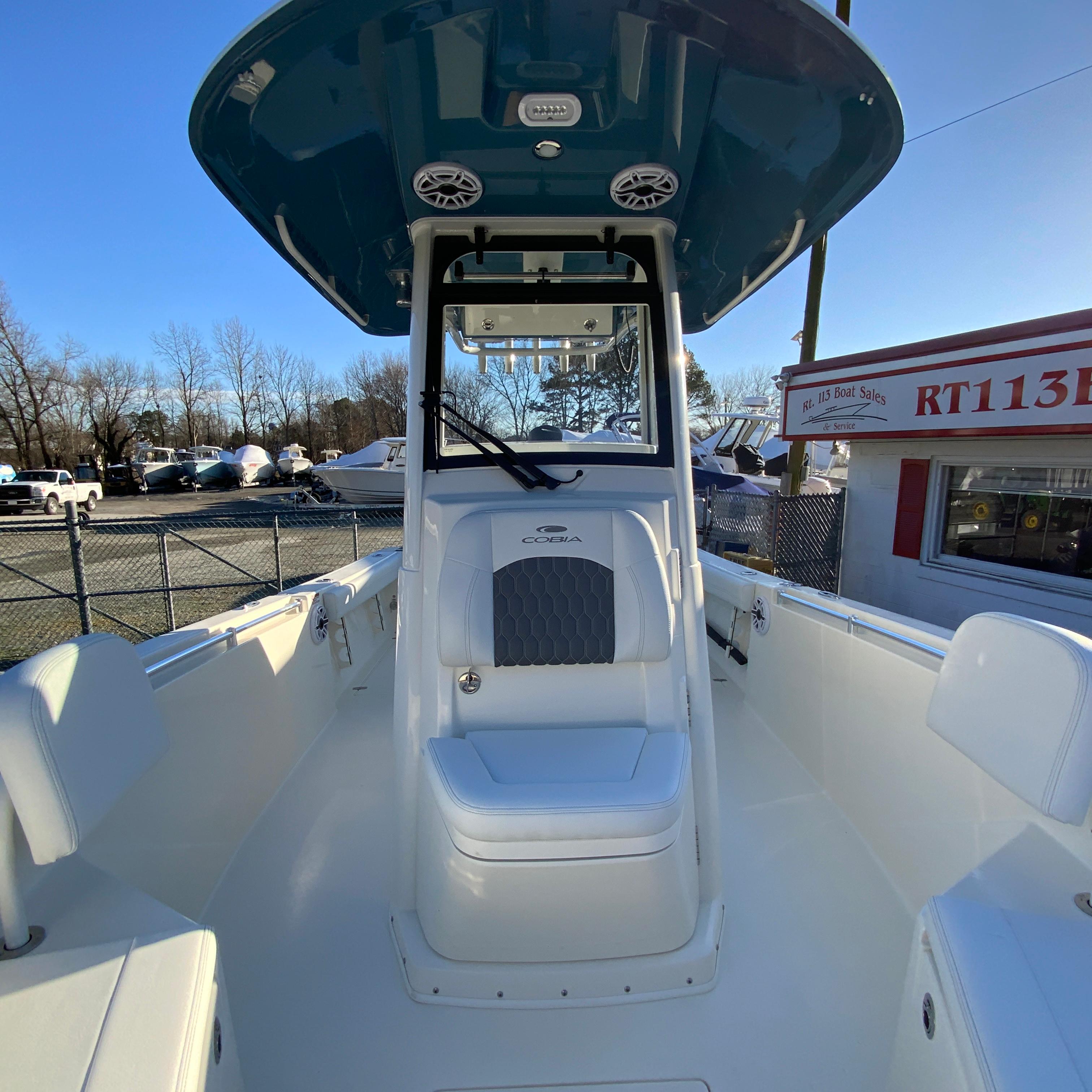 2025 Cobia 240 Center Console-27