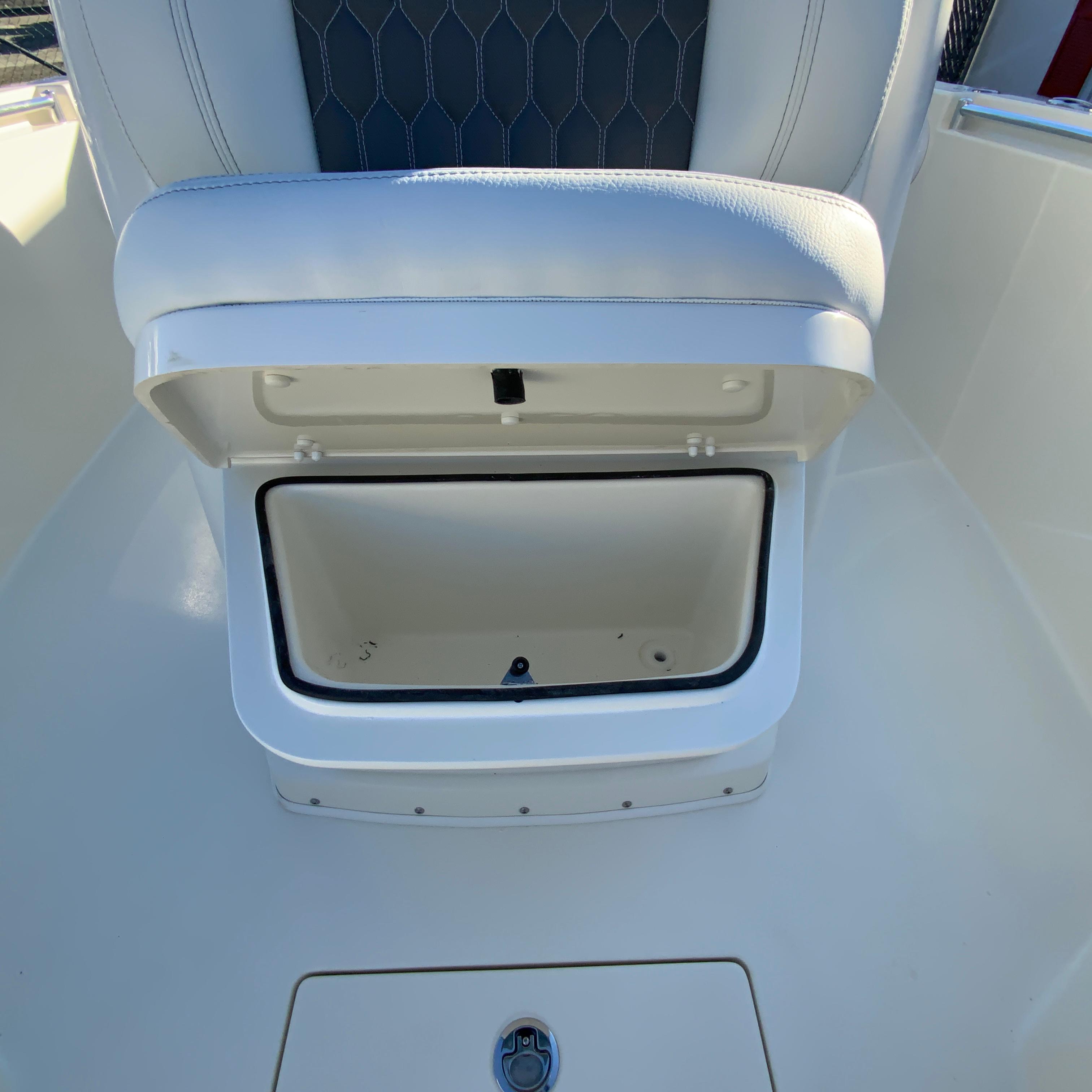 2025 Cobia 240 Center Console-28