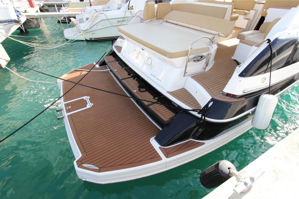 2011 Regal 46 Sport Coupe  Miami beach FL for sale  -  Next Generation Yachting