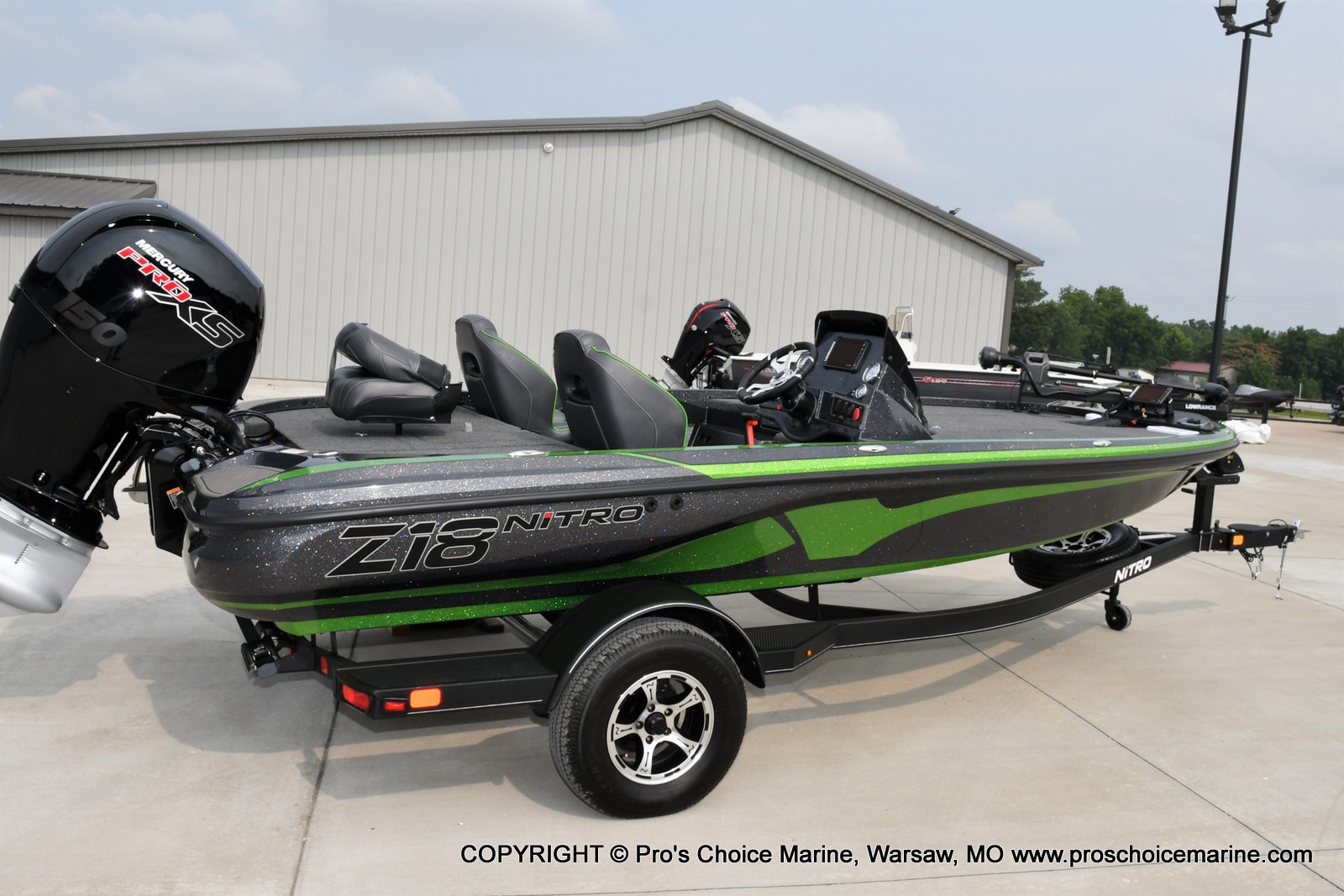 2022 Nitro boat for sale, model of the boat is Z18 Pro Package w/150HP Pro-XS & Image # 23 of 50