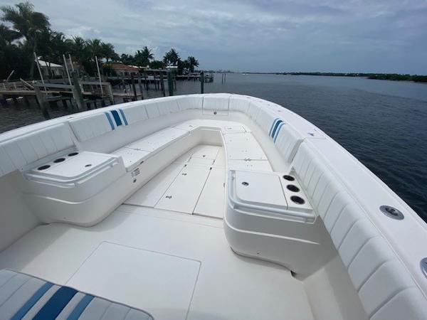 40' Intrepid, Listing Number 100875422, - Photo No. 5