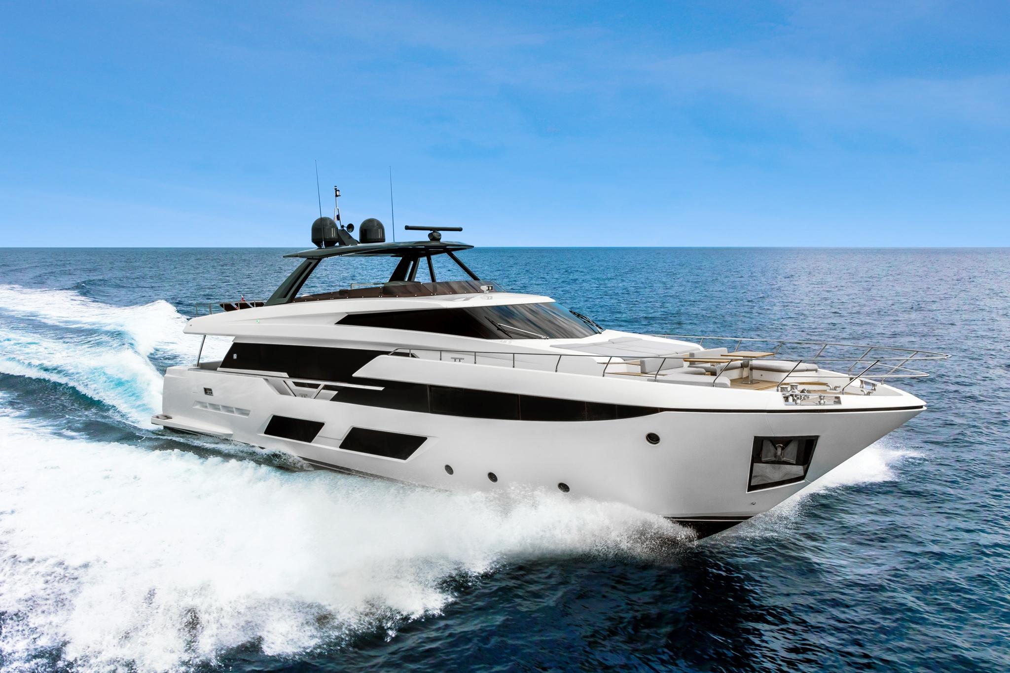 2023 Ferretti Yachts 920