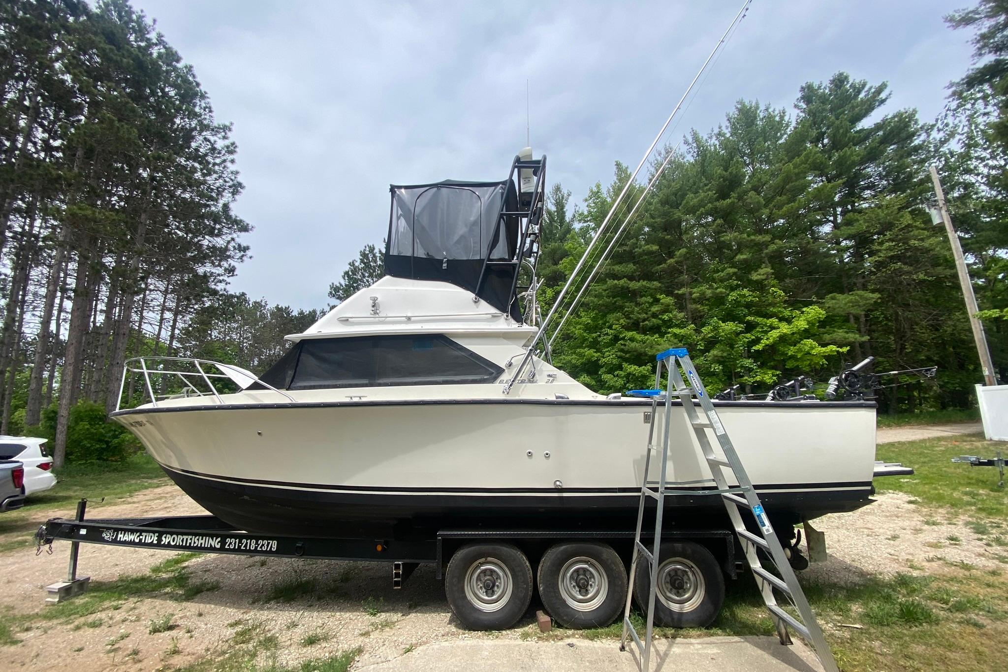 MI 10581 RR Knot 10 Yacht Sales MI 10581 RR Knot 10 Yacht Sales