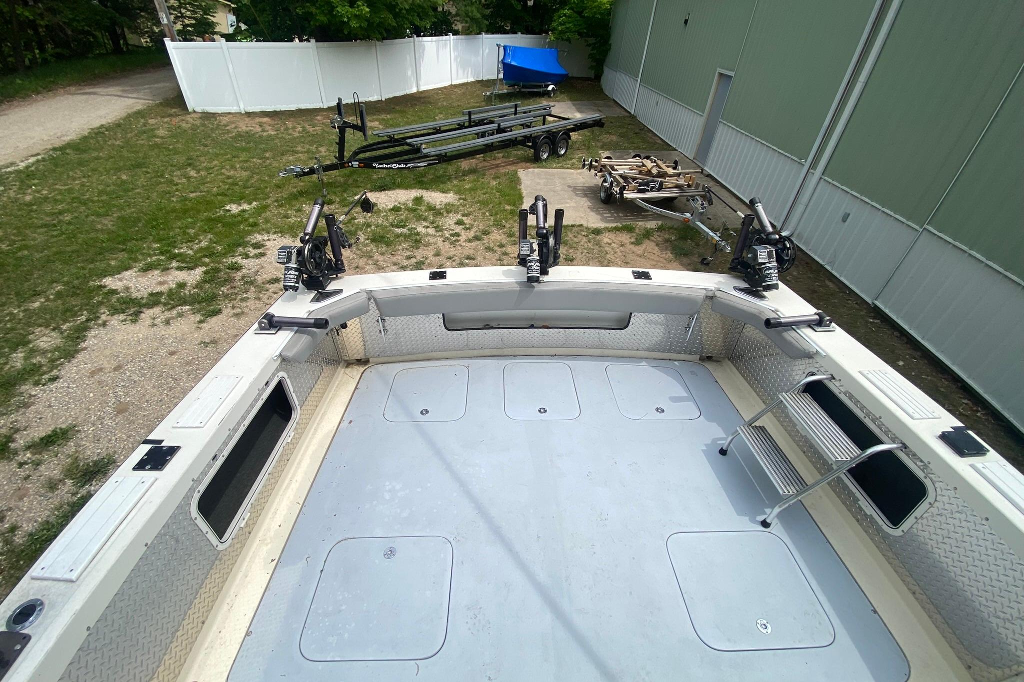 MI 10581 RR Knot 10 Yacht Sales MI 10581 RR Knot 10 Yacht Sales