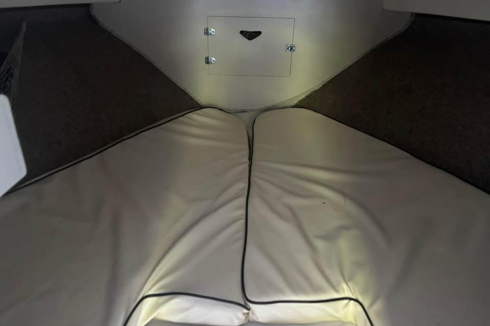 MI 10581 RR Knot 10 Yacht Sales MI 10581 RR Knot 10 Yacht Sales