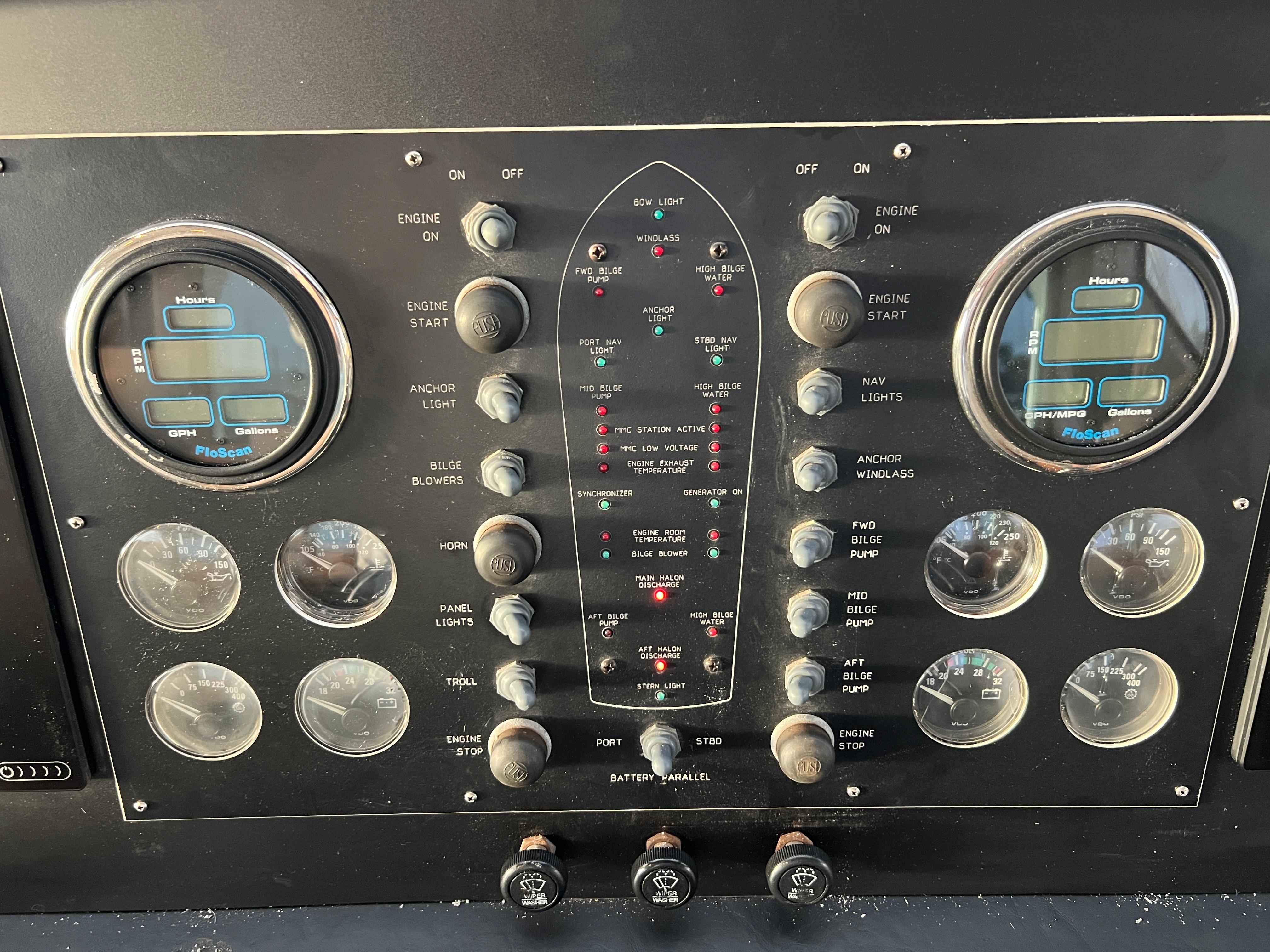 2000-viking-58-enclosed-bridge-power-9798486-20250522123805146-1_XLARGE