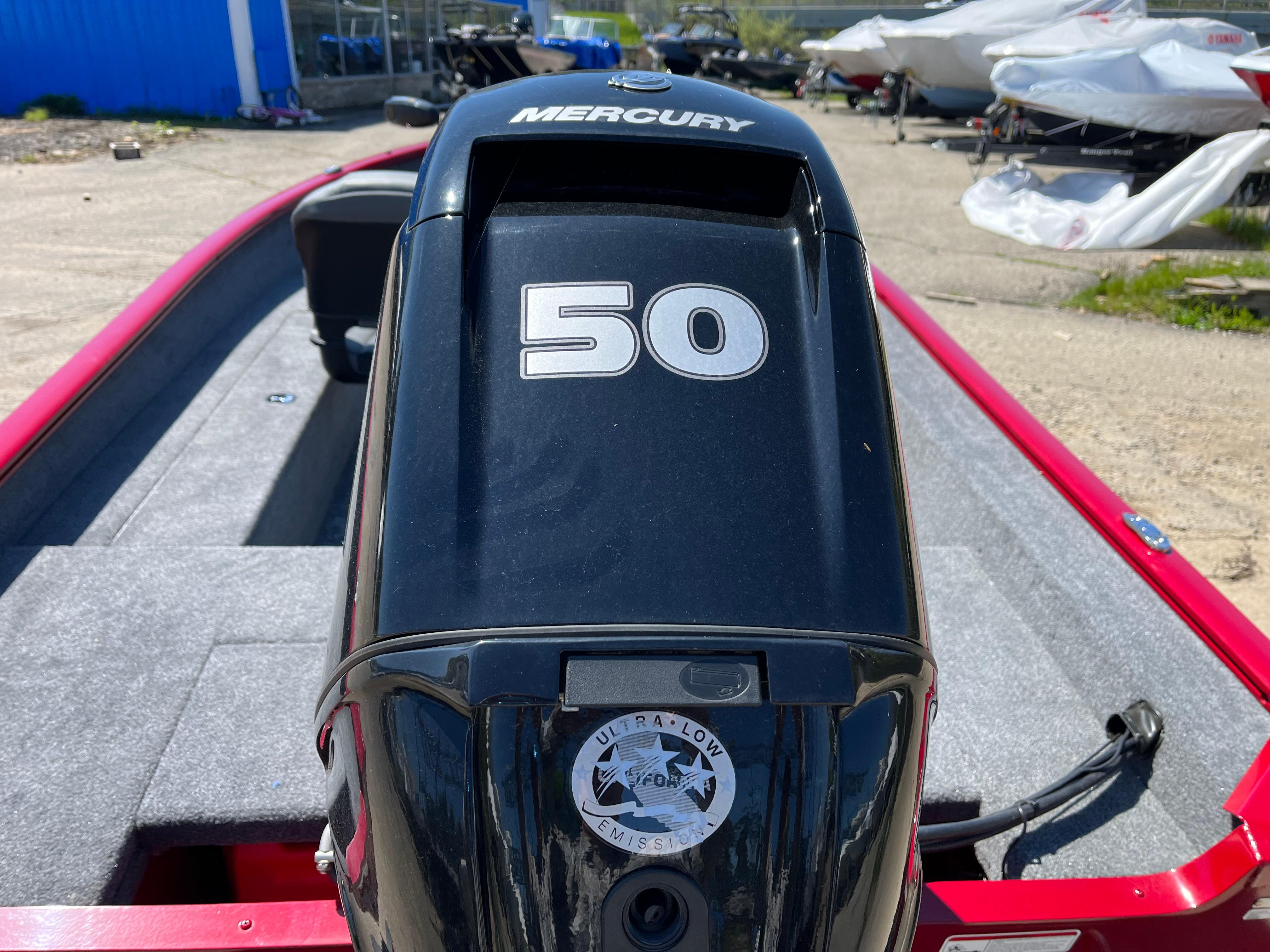 2025 Tracker Super Guide V-16 SC Gallery