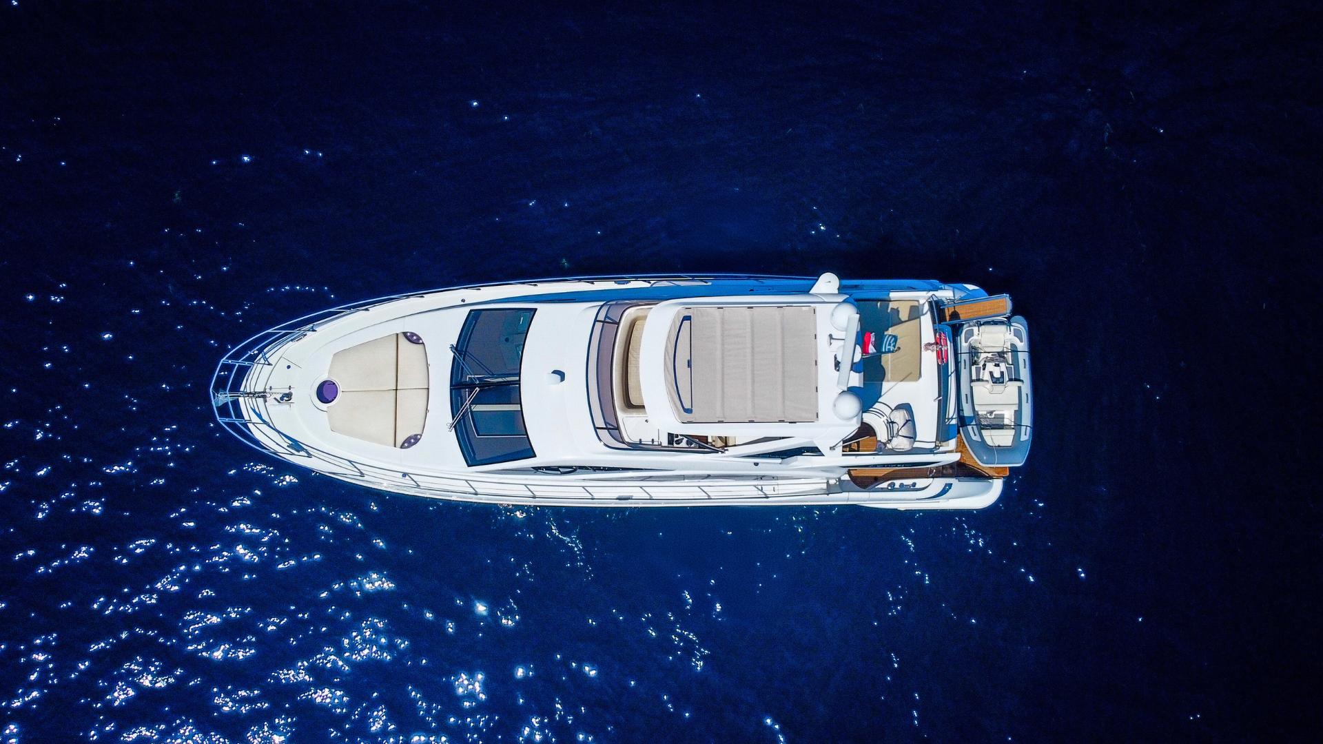 Yacht Photos Pics