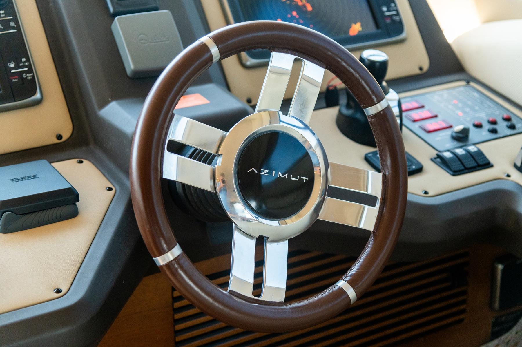 Yacht Photos Pics