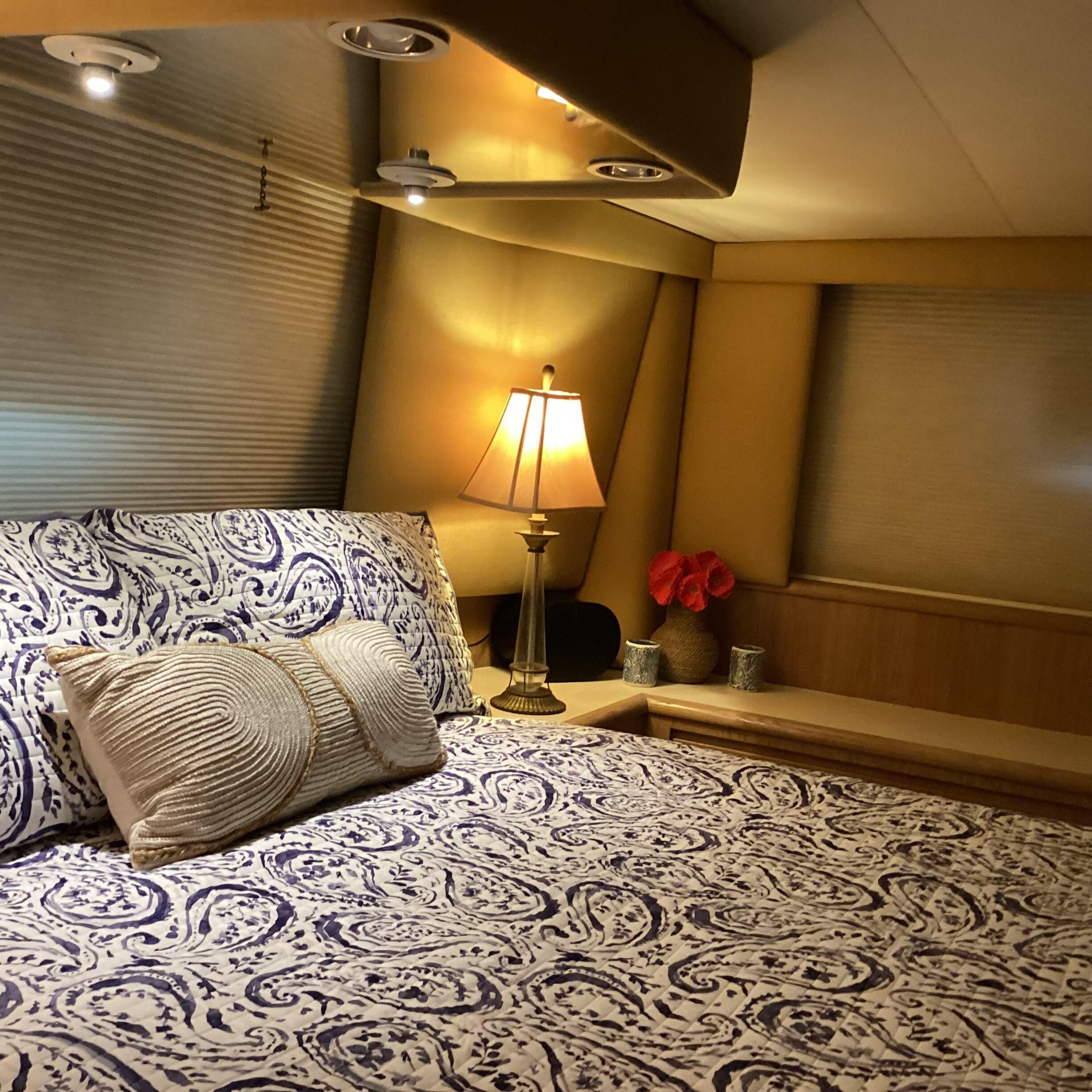MASTER STATEROOM TO PORT