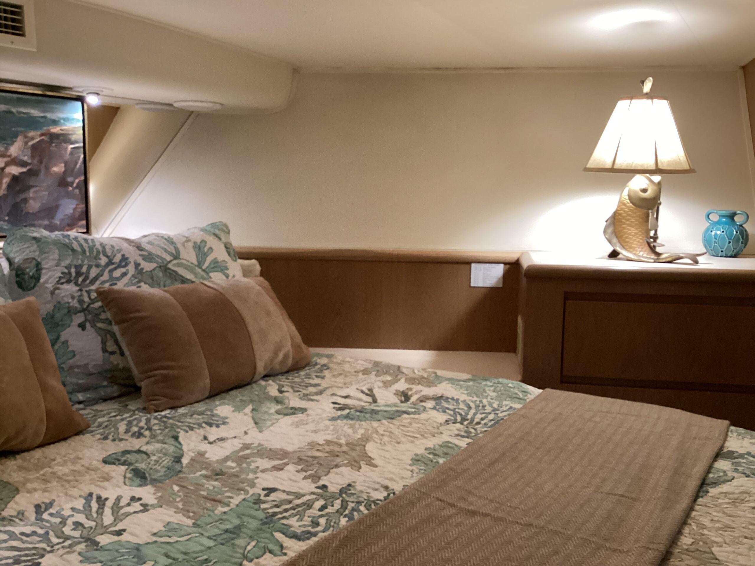VIP STATEROOM TO PORT