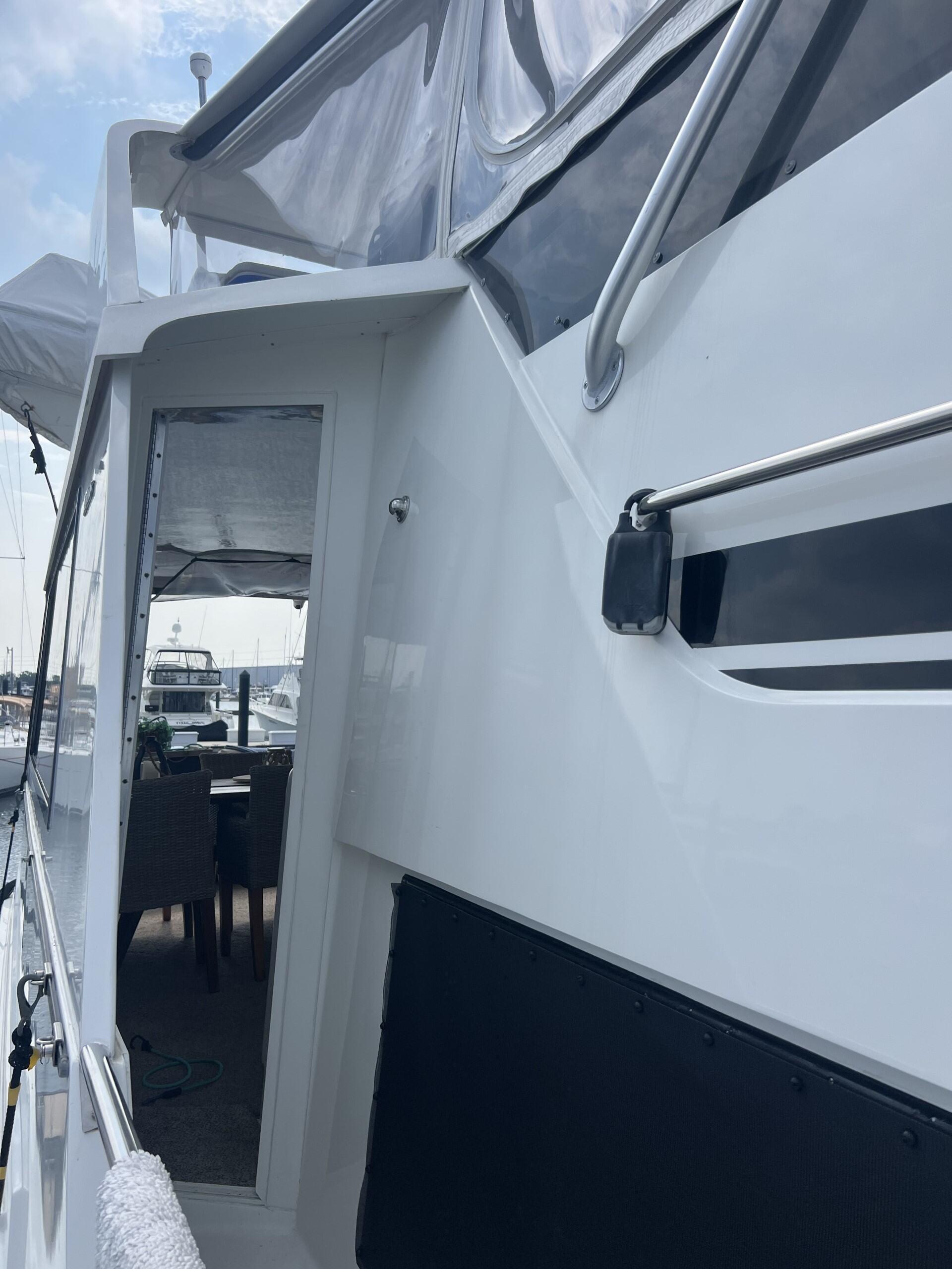 HARD WING DOORS TO AFT DECK & FOREDECK BOW AREA