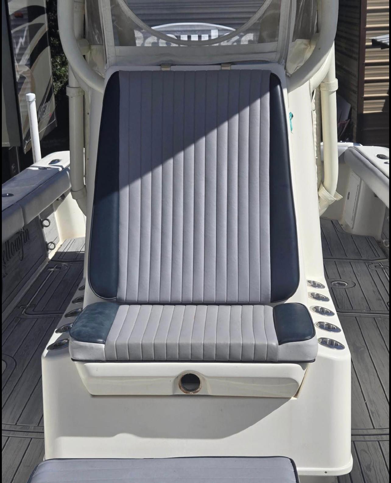 2011-yellowfin-29-offshore-power-9758511-20250414115605970-1_XLARGE