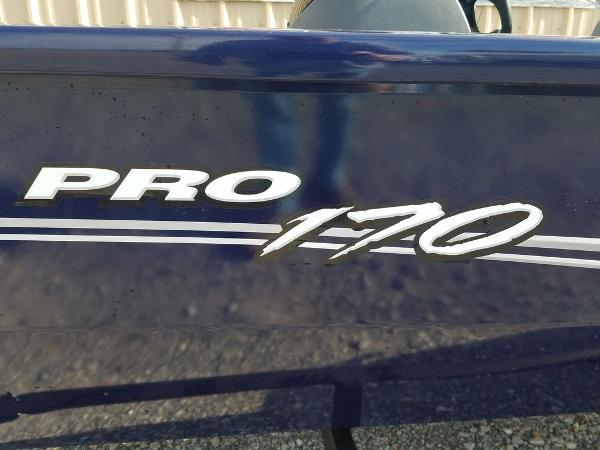 2021 Tracker Boats boat for sale, model of the boat is Pro 170 & Image # 4 of 17