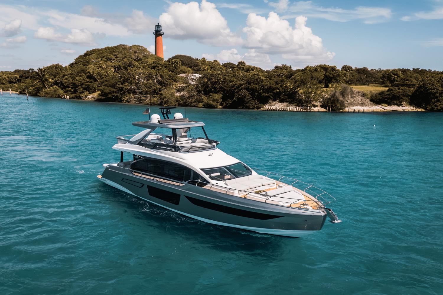 2023 Azimut 68