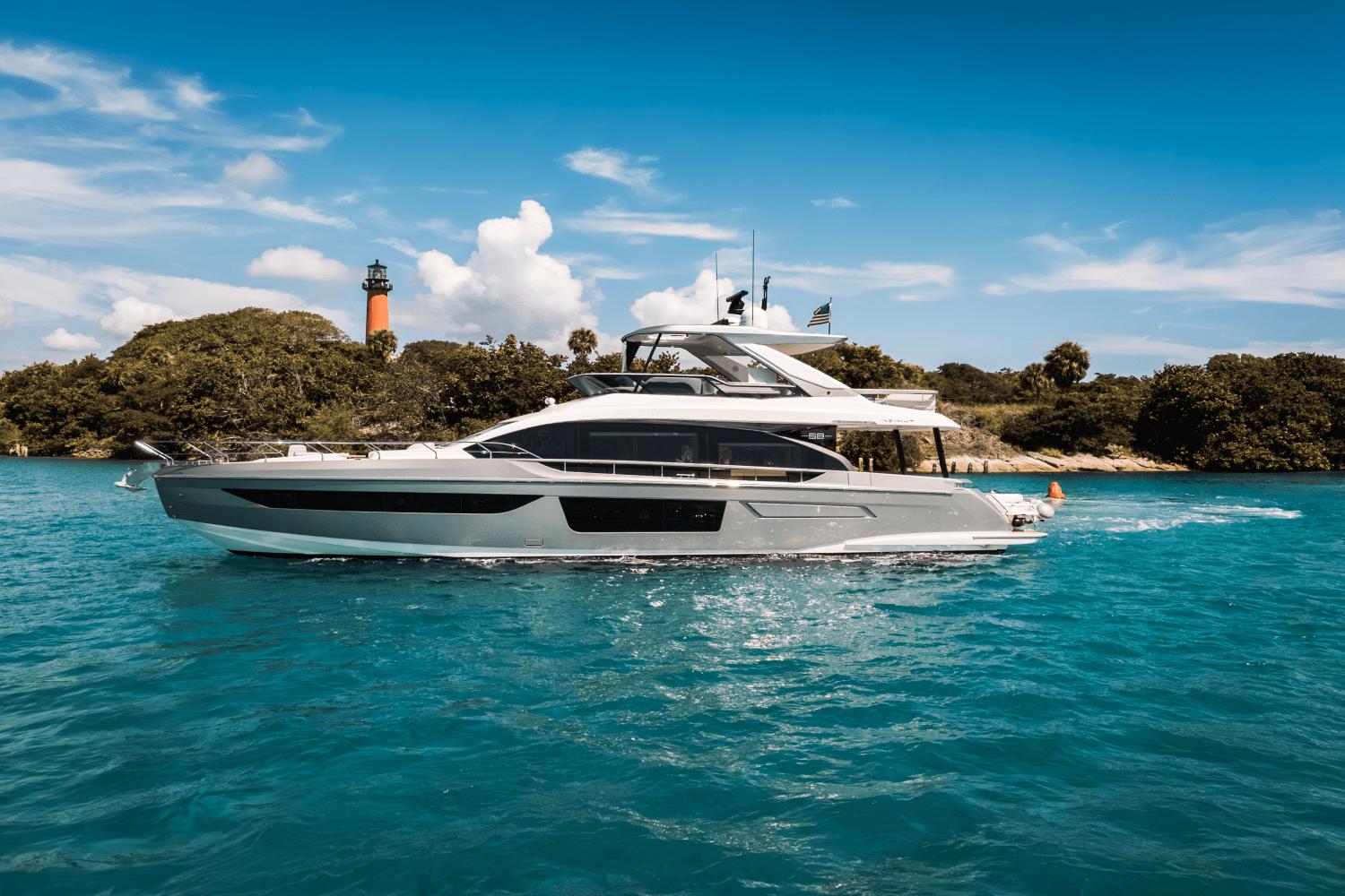 2023 Azimut 68