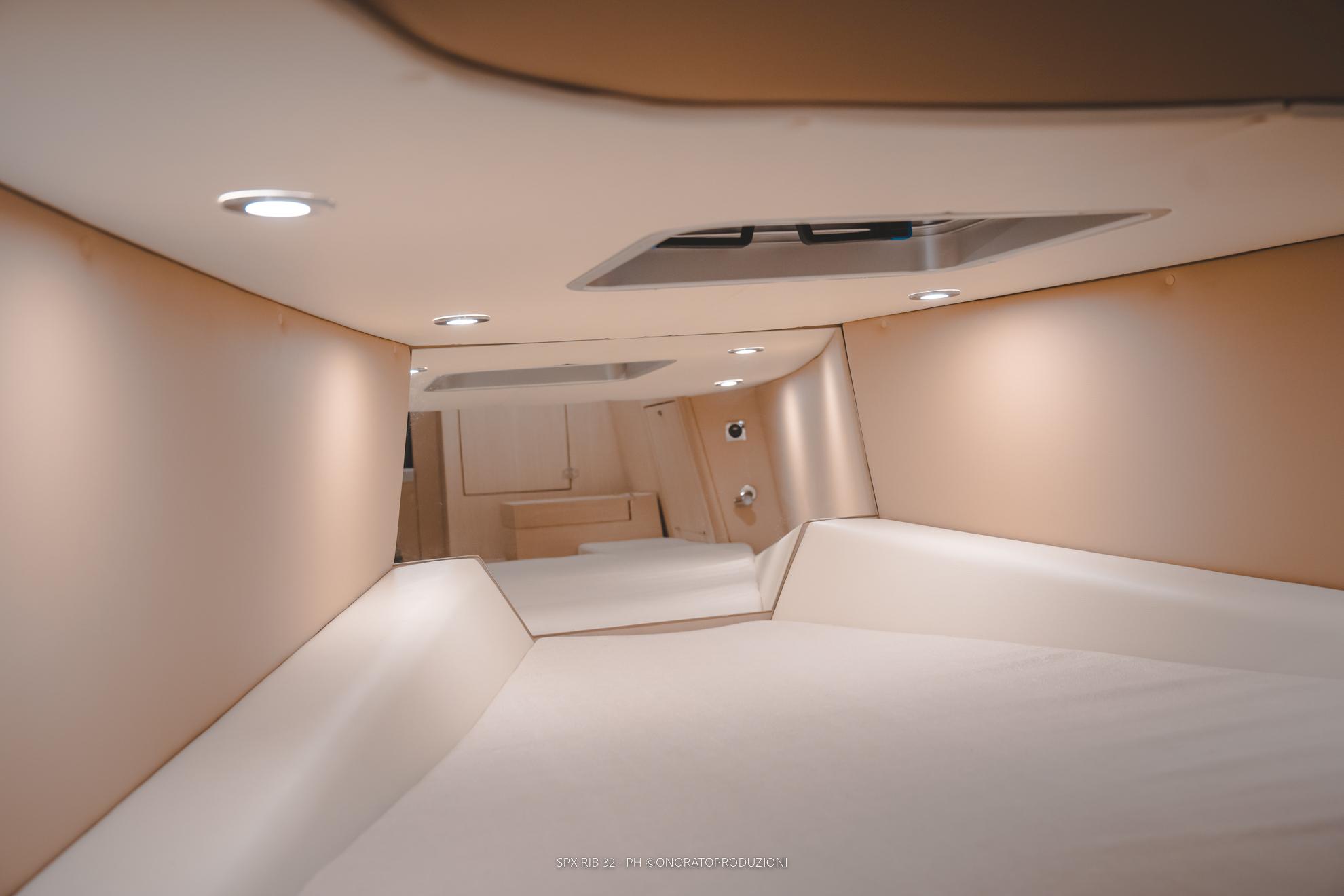 SPX RIB-32 Dinette 2025 -FL-US-8358518 | Thumbnail