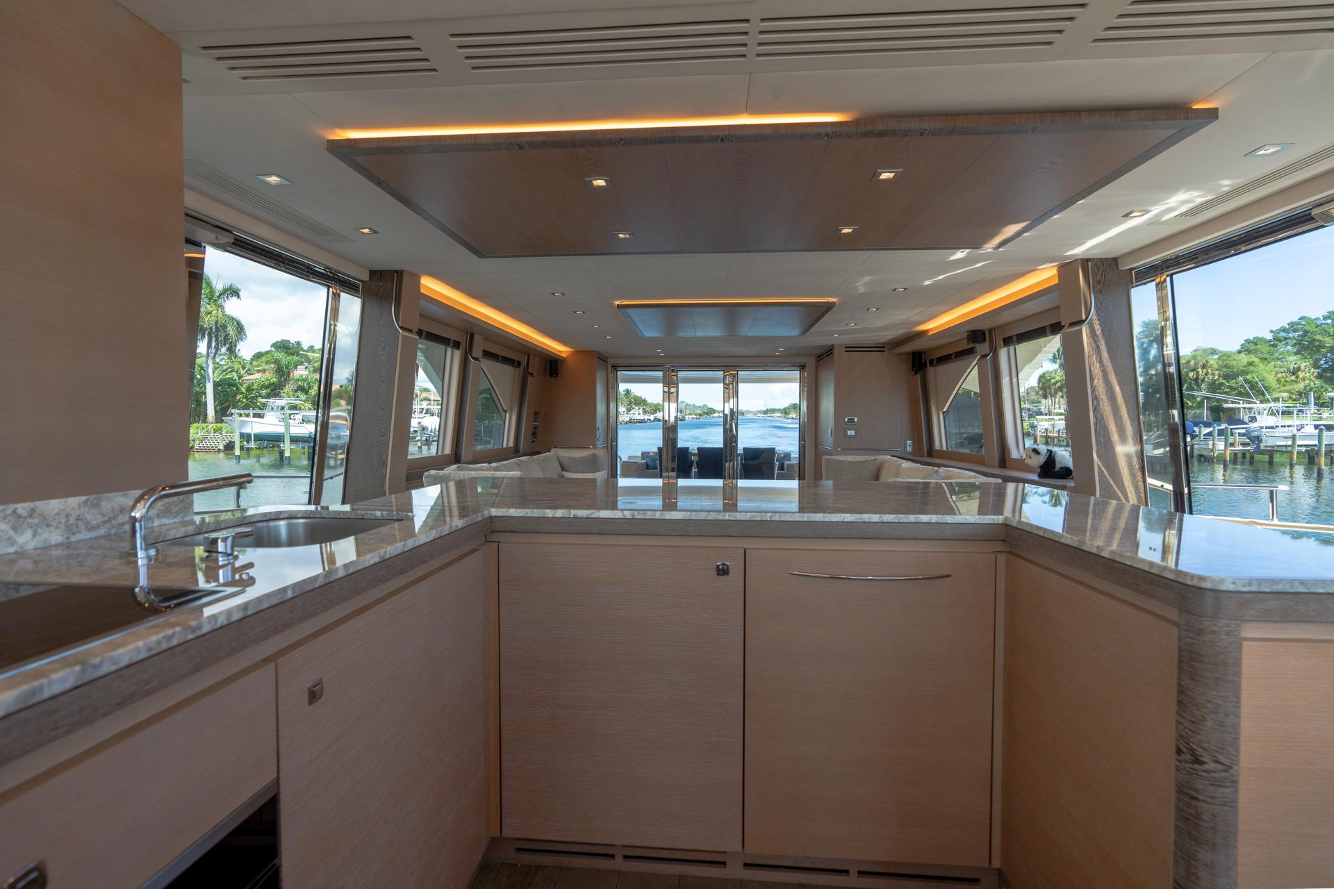 Monte Carlos Yachts 80 Panda - Galley