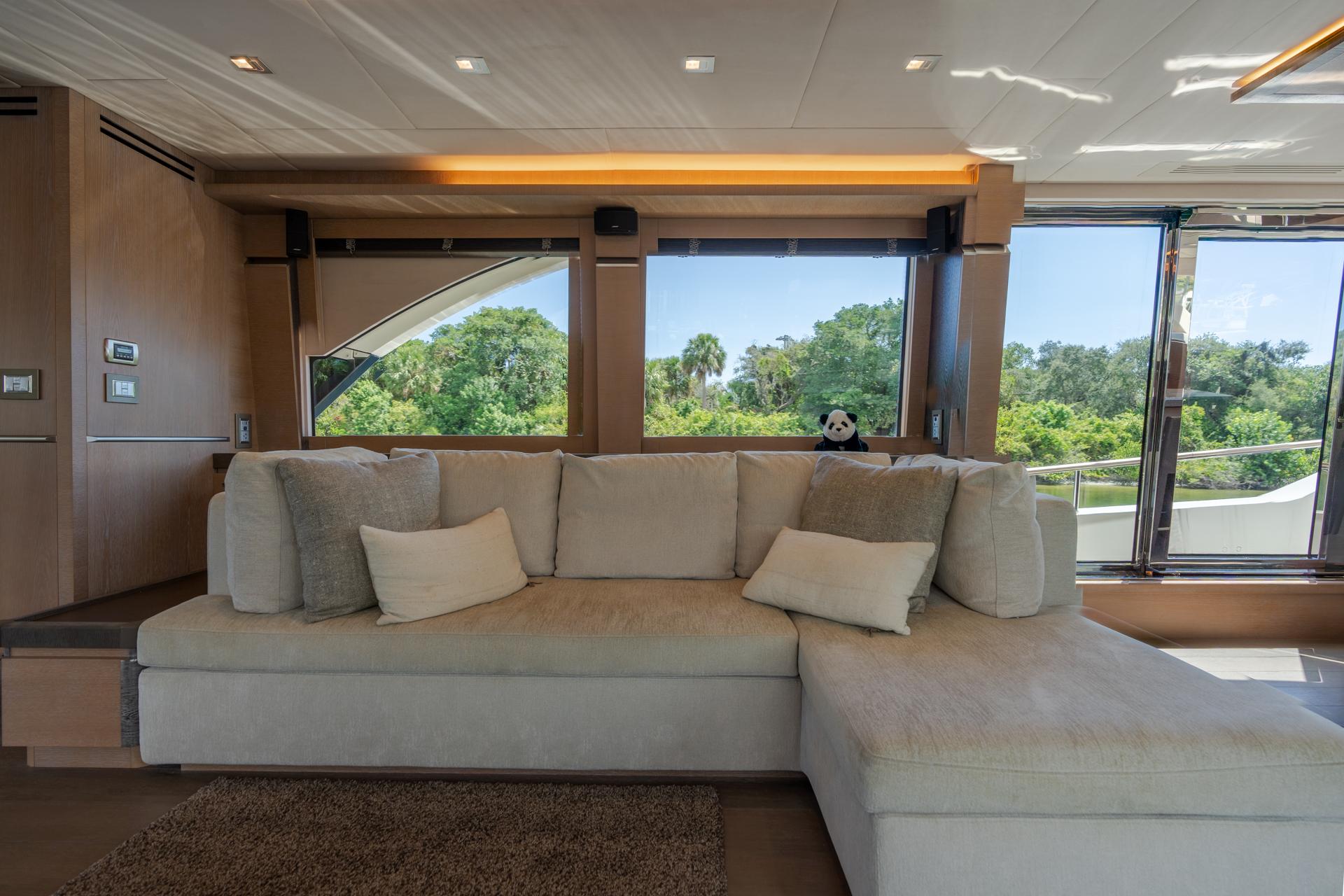 Monte Carlos Yachts 80 Panda - Salon