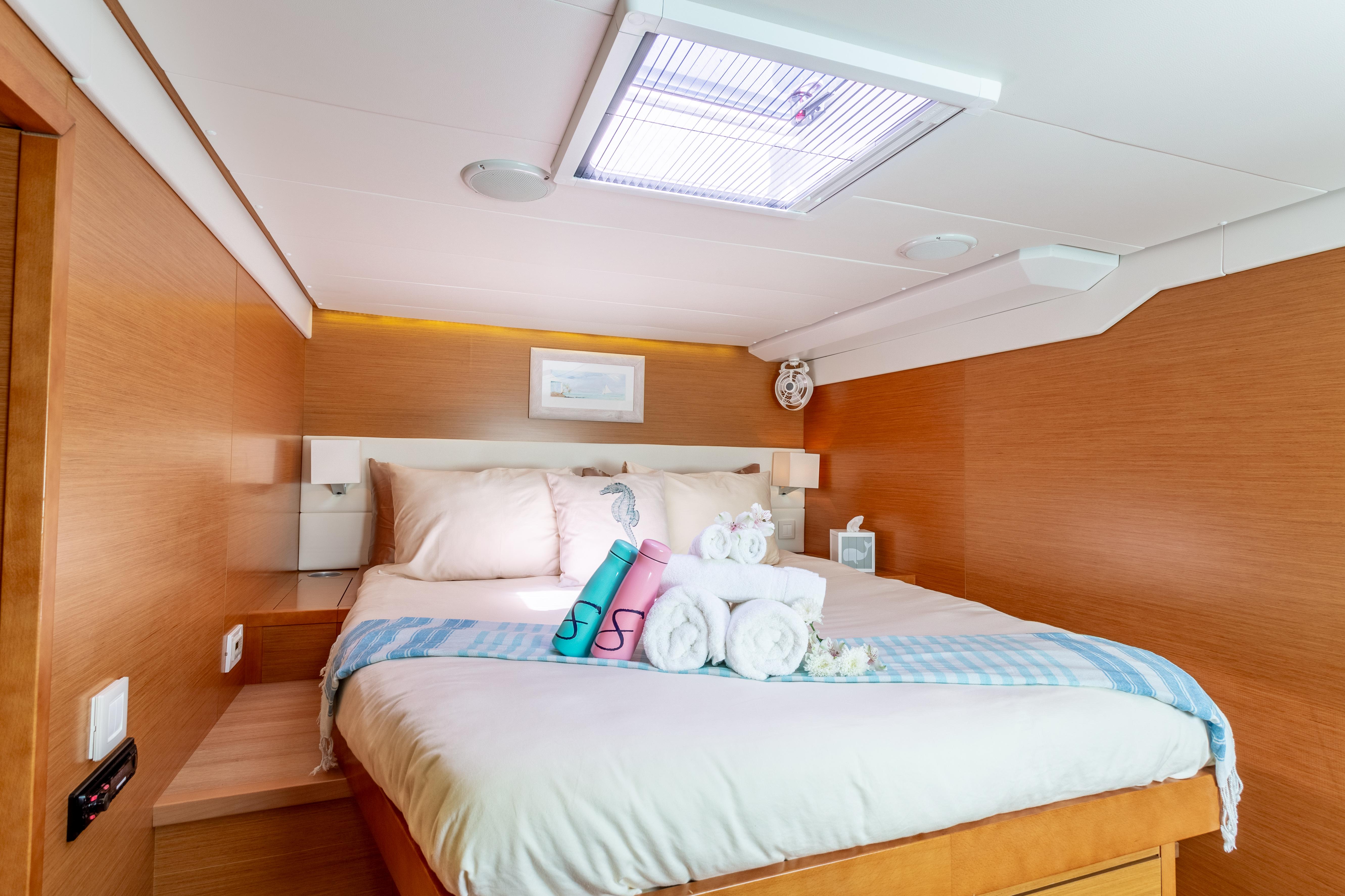 Starboard Fwd Cabin