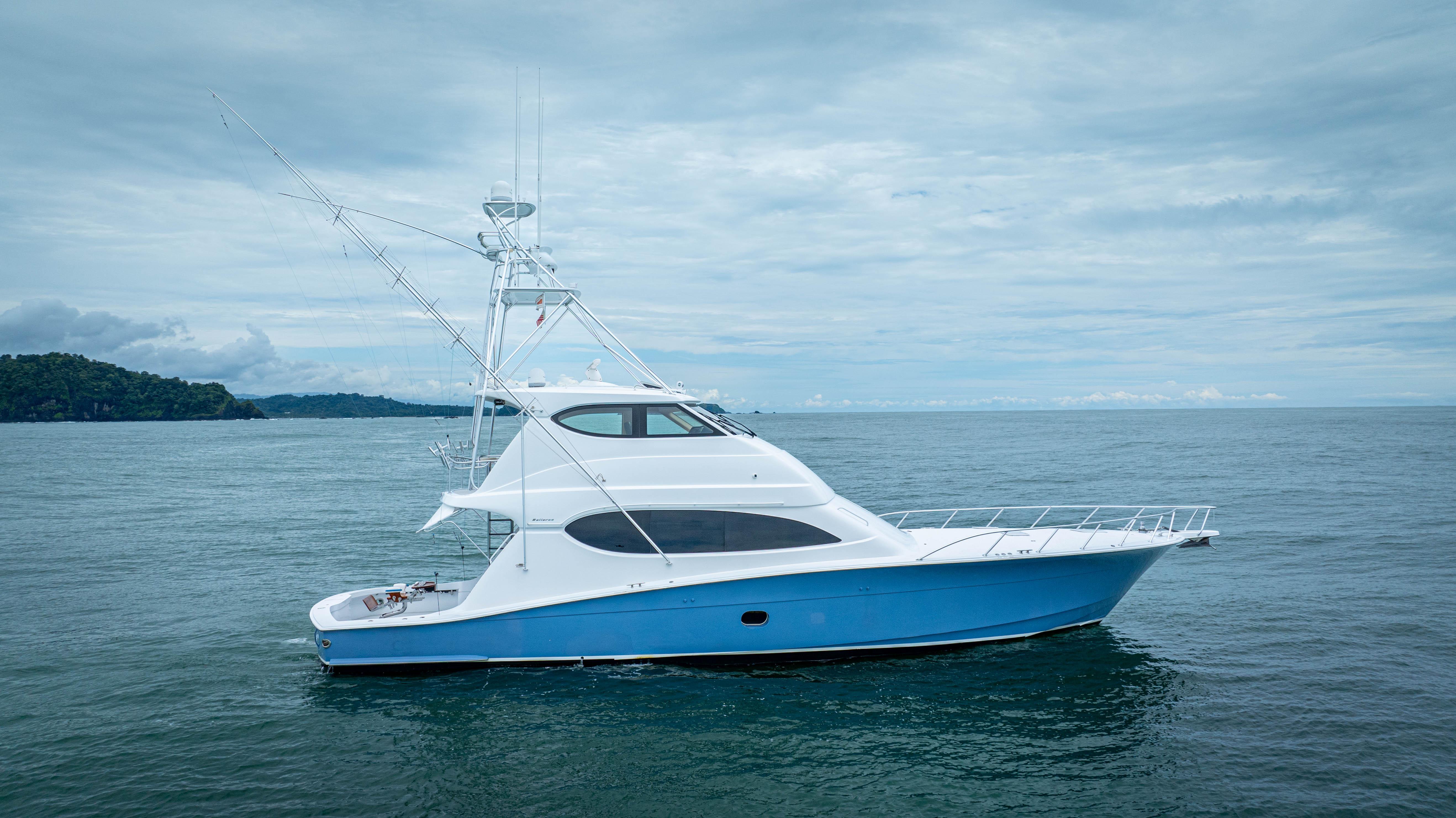 Marlin Clipper 2006 Hatteras 68 Enclosed Bridge Yacht For Sale in