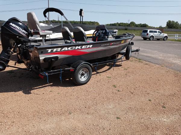 2014 Tracker Boats boat for sale, model of the boat is SGV16 SC & Image # 1 of 9