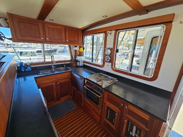 47' Maine Cat, Listing Number 100916685, - Photo No. 12