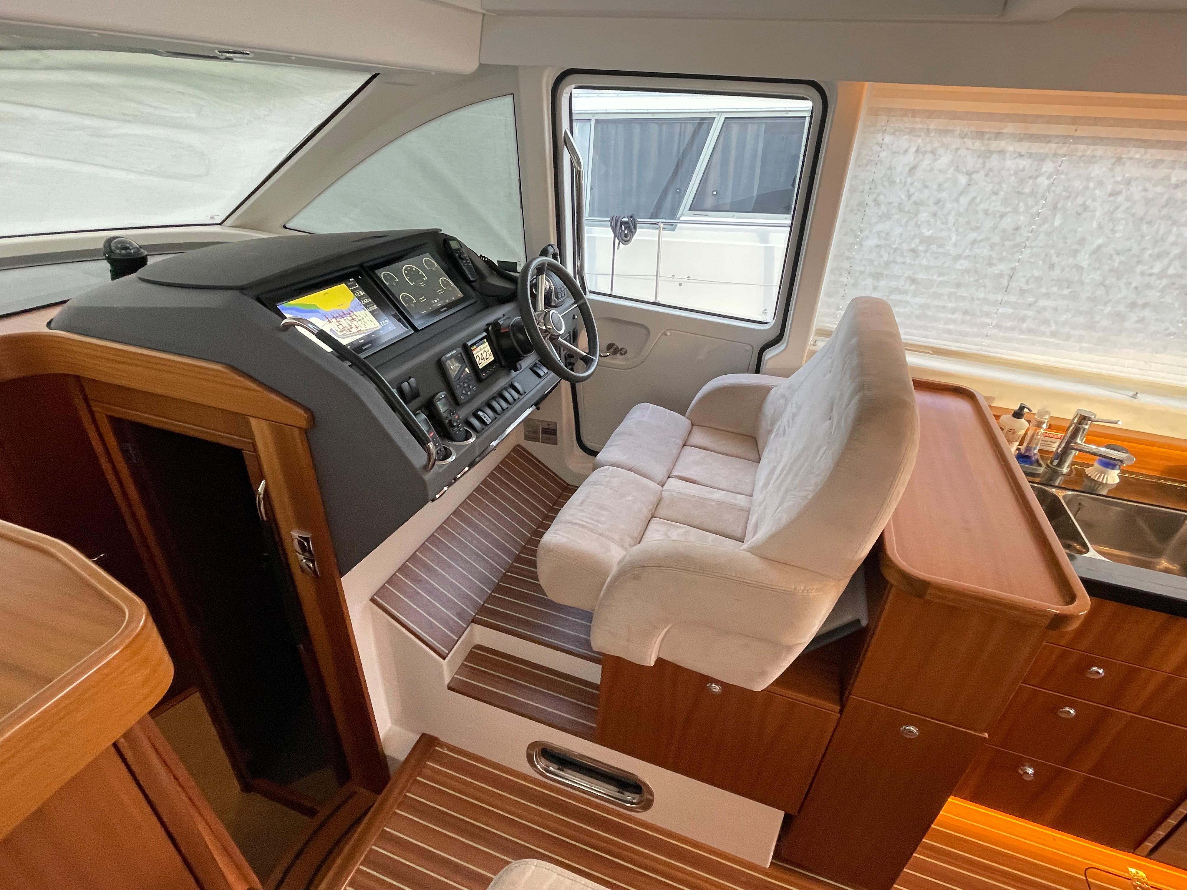 Crew Quarters Yacht for Sale 44 Nimbus Yachts Seattle, WA Denison